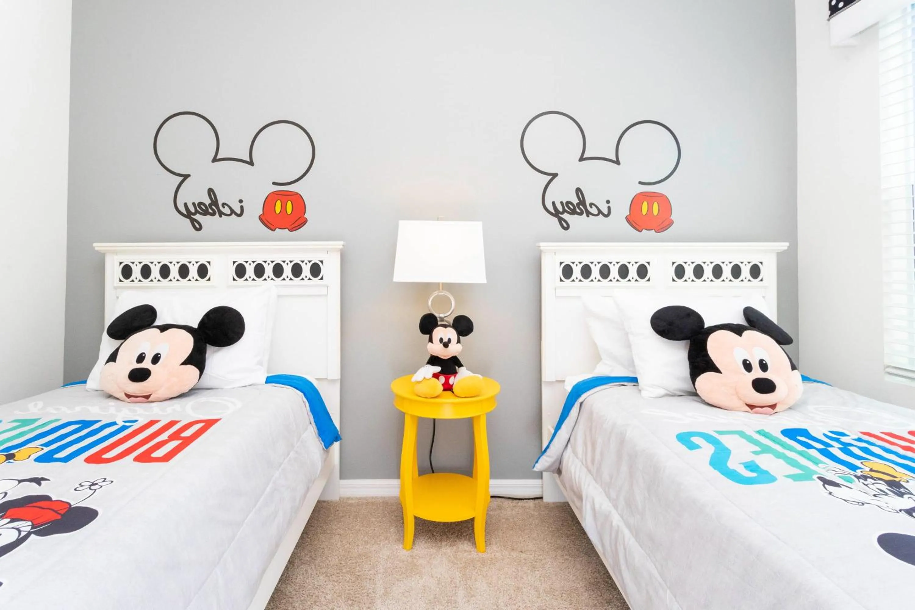 Bed in Marvelous 7 Bd w/ Pool Close to Disney @ Solterra 6086