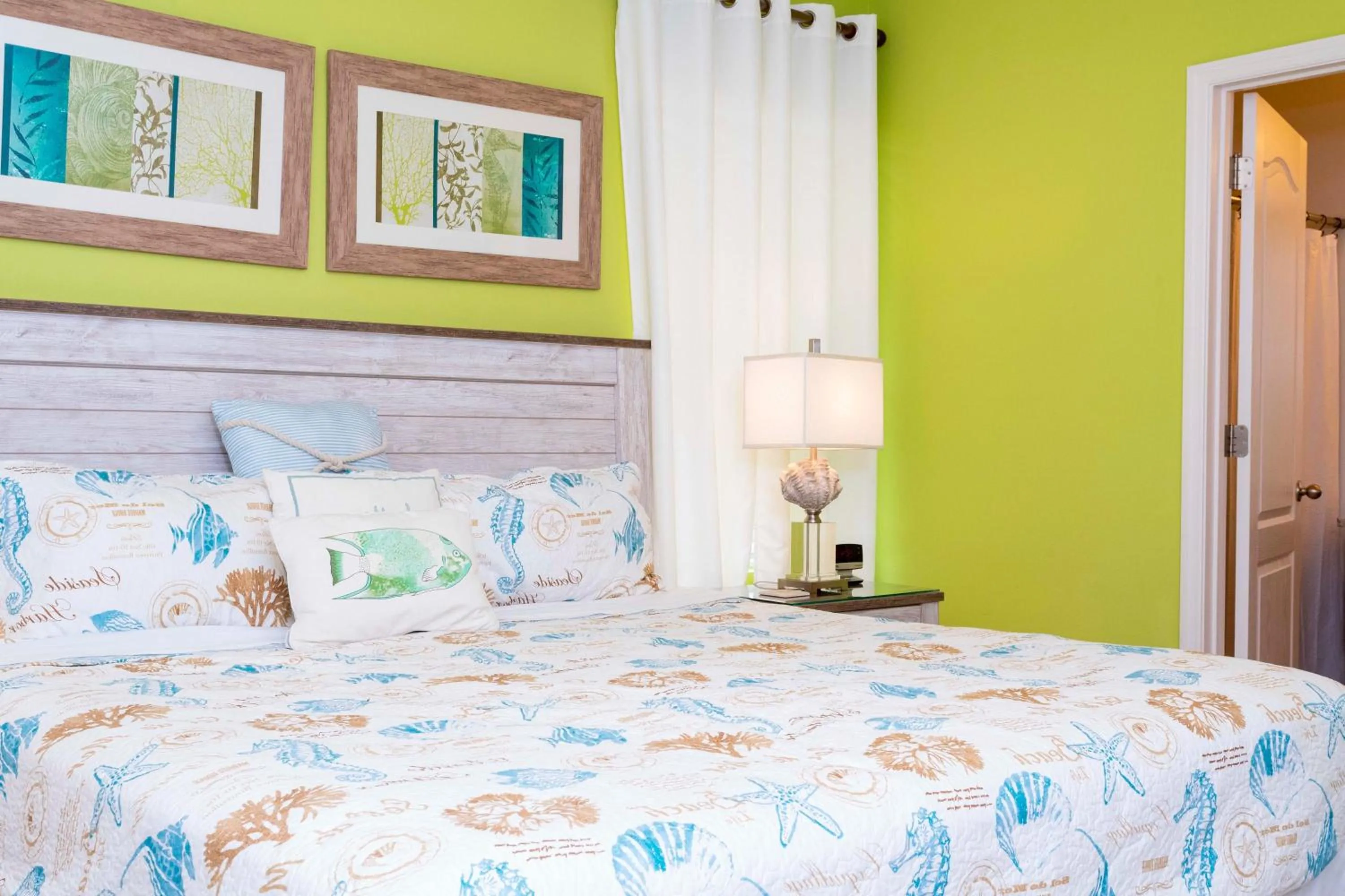 Bed in Marvelous 7 Bd w/ Pool Close to Disney @ Solterra 6086
