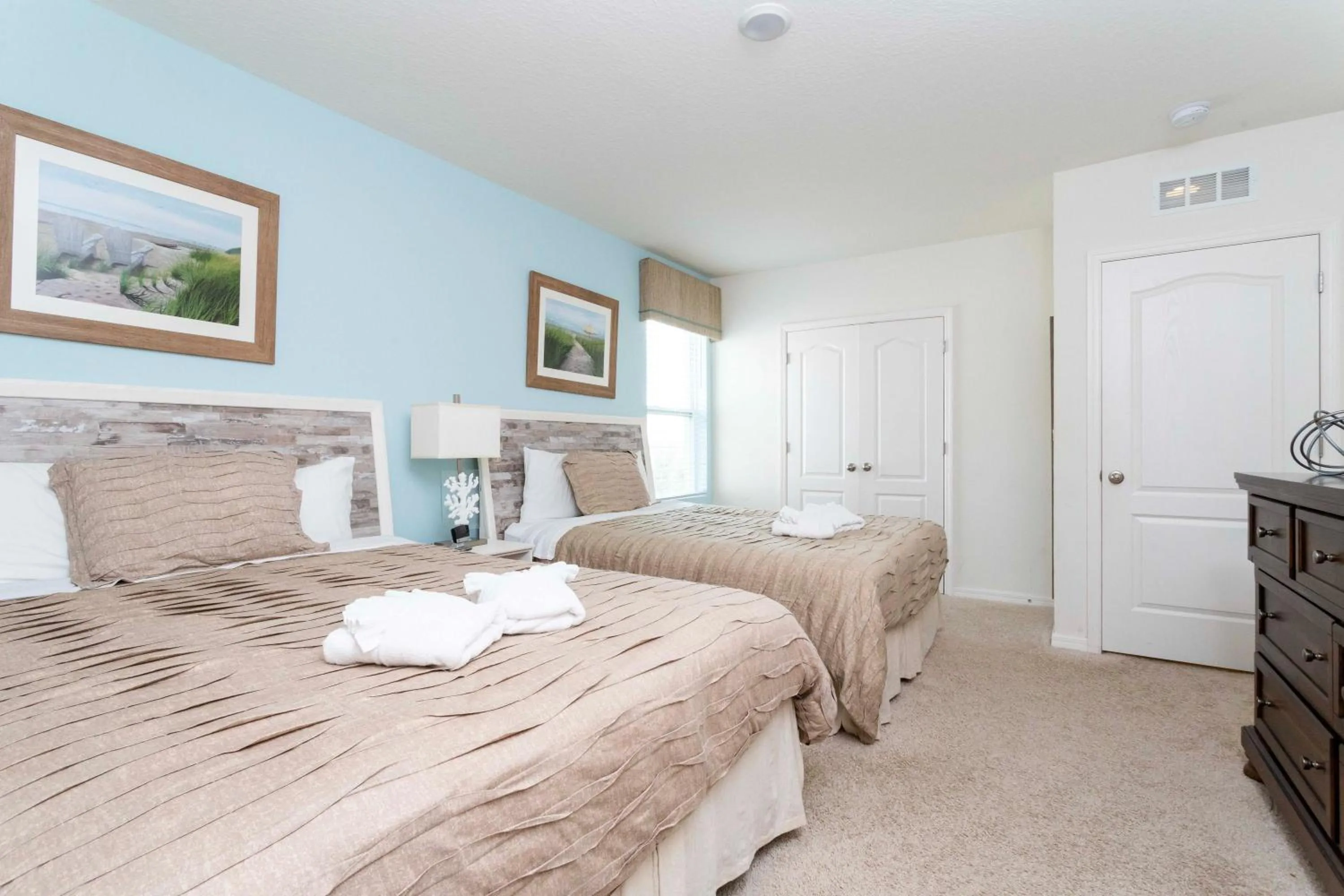 Bed in Marvelous 7 Bd w/ Pool Close to Disney @ Solterra 6086