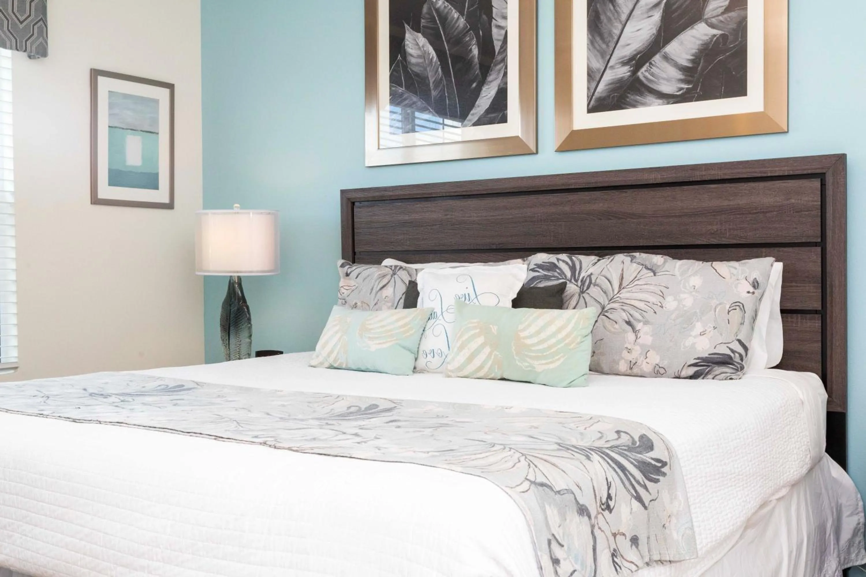 Bed in Marvelous 7 Bd w/ Pool Close to Disney @ Solterra 6086