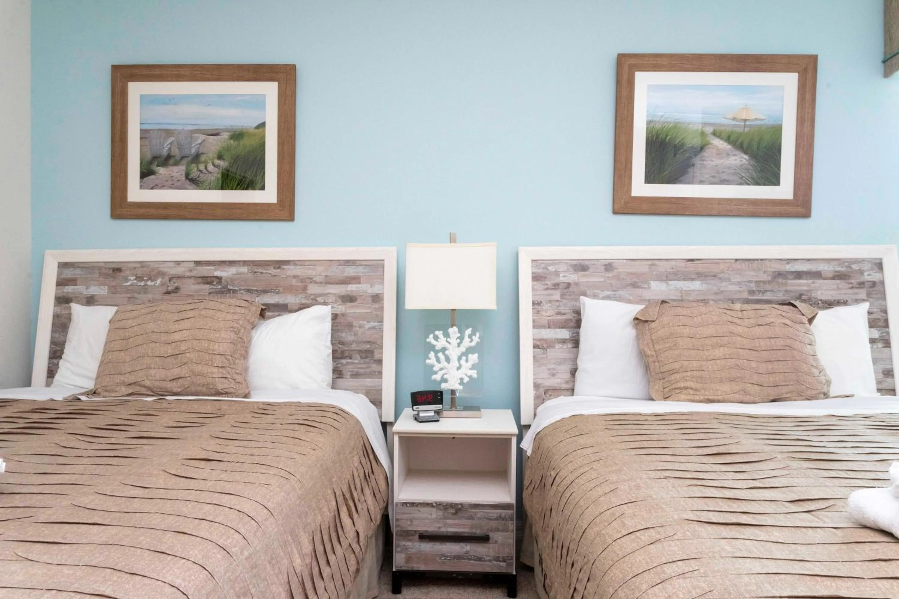 Bed in Marvelous 7 Bd w/ Pool Close to Disney @ Solterra 6086