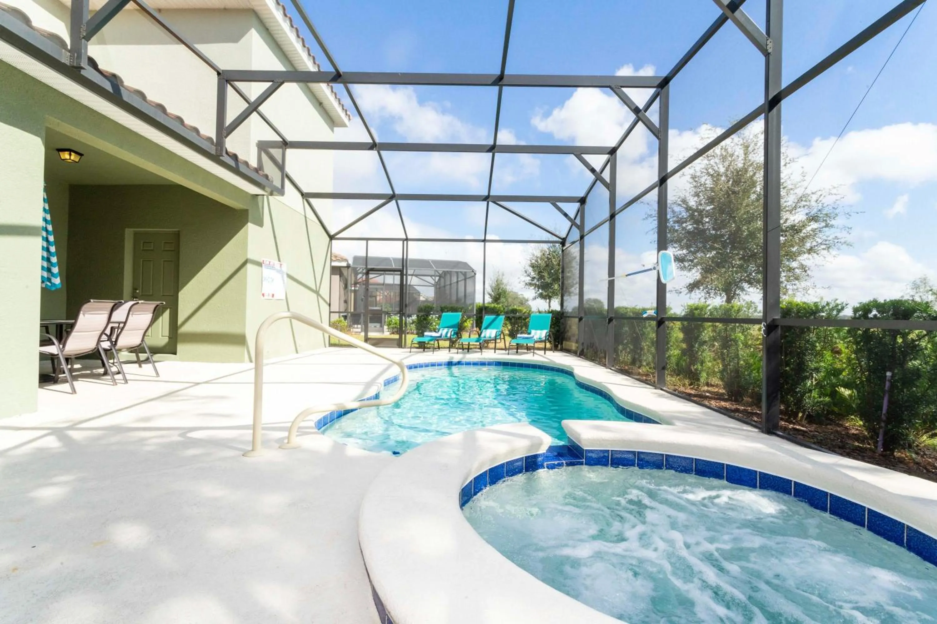 Marvelous 7 Bd w/ Pool Close to Disney @ Solterra 6086
