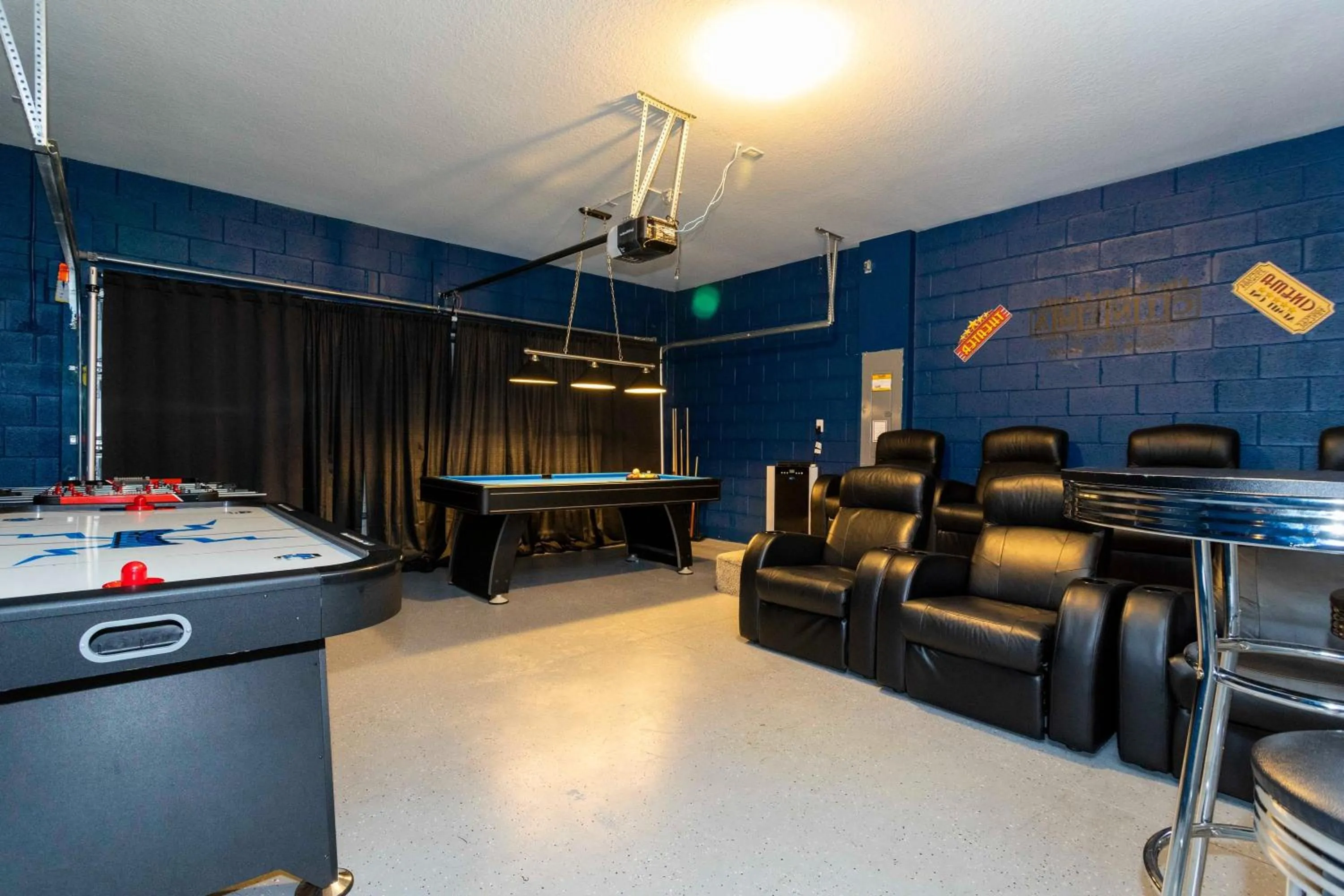 Marvelous 7 Bd w/ Pool Close to Disney @ Solterra 6086