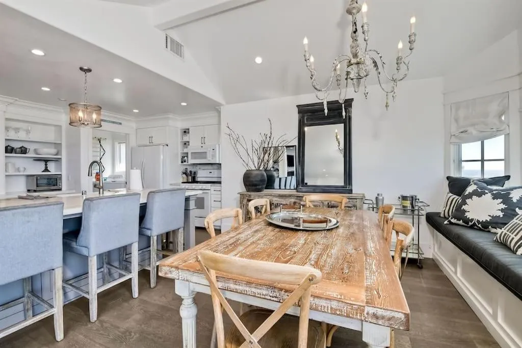 Luxury Ocean Views & Steps To The Sand - Tower 36 Upper Condo Unit