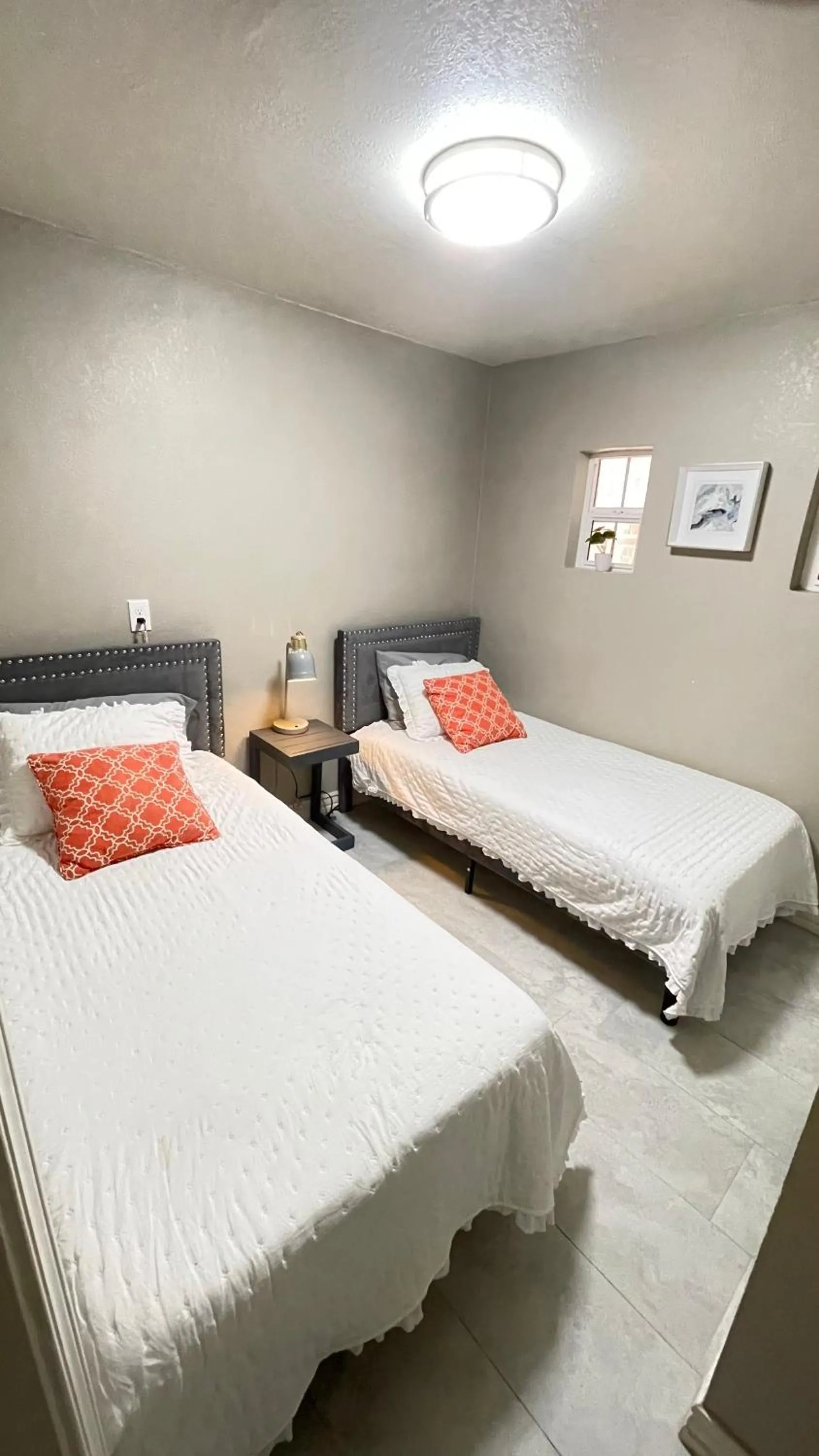 Bed in Close to All, Restfull, Cozy Duplex B in Downtown, UTEP, Hospitals