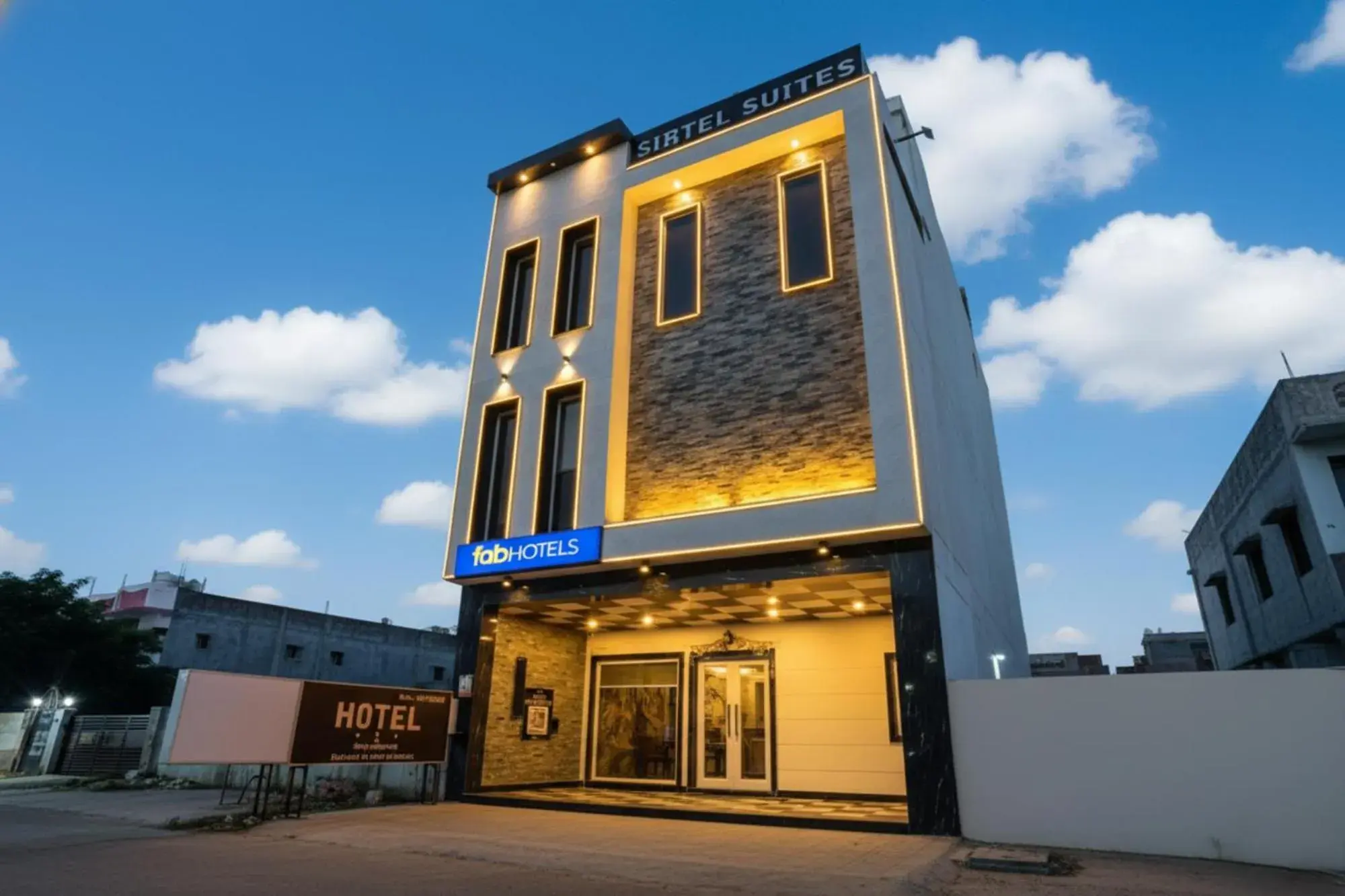 FabHotel Sirtaj Suits FabHotel Sirtaj Suits