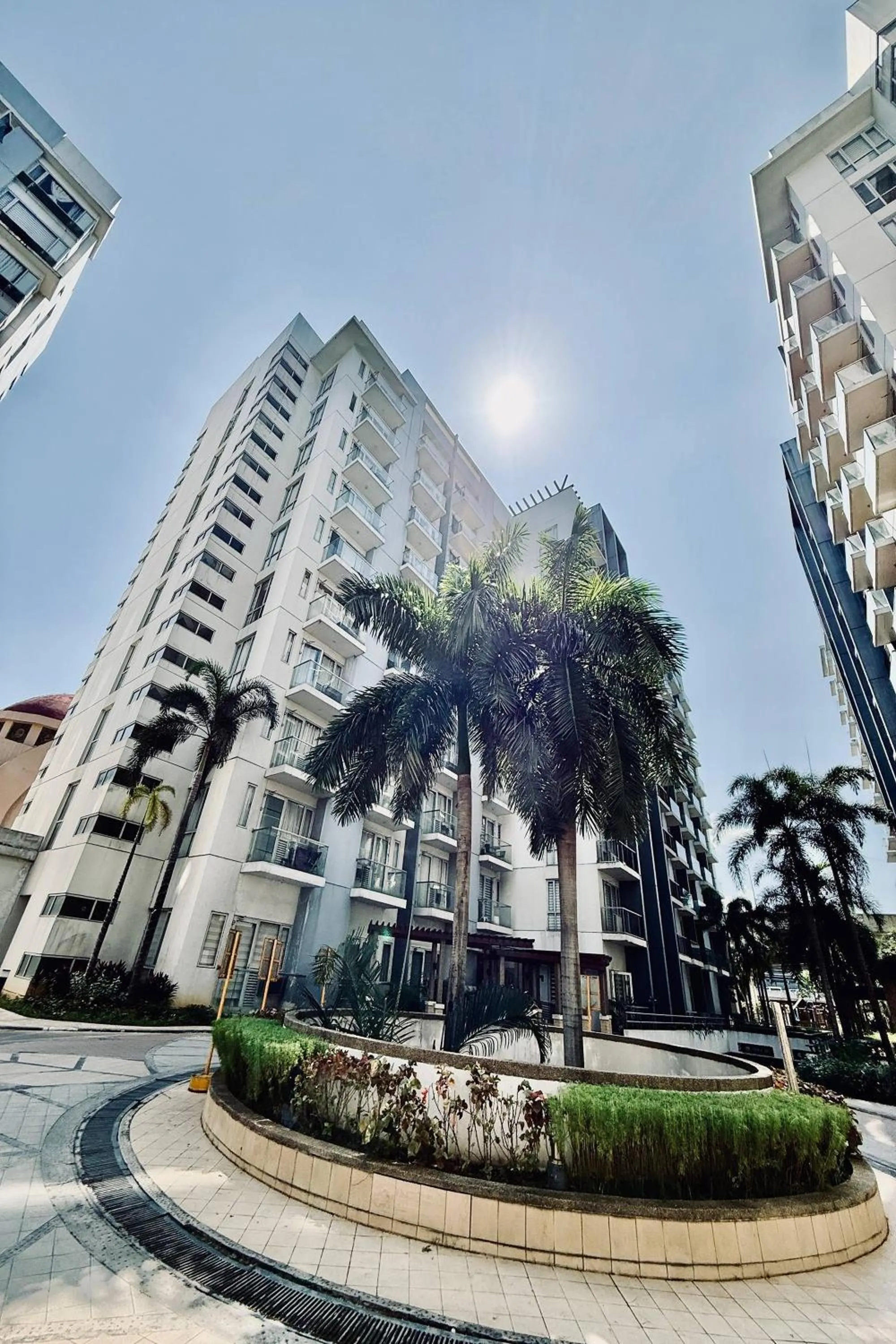 Property building in Del's Condotel across NAIA Terminal 3