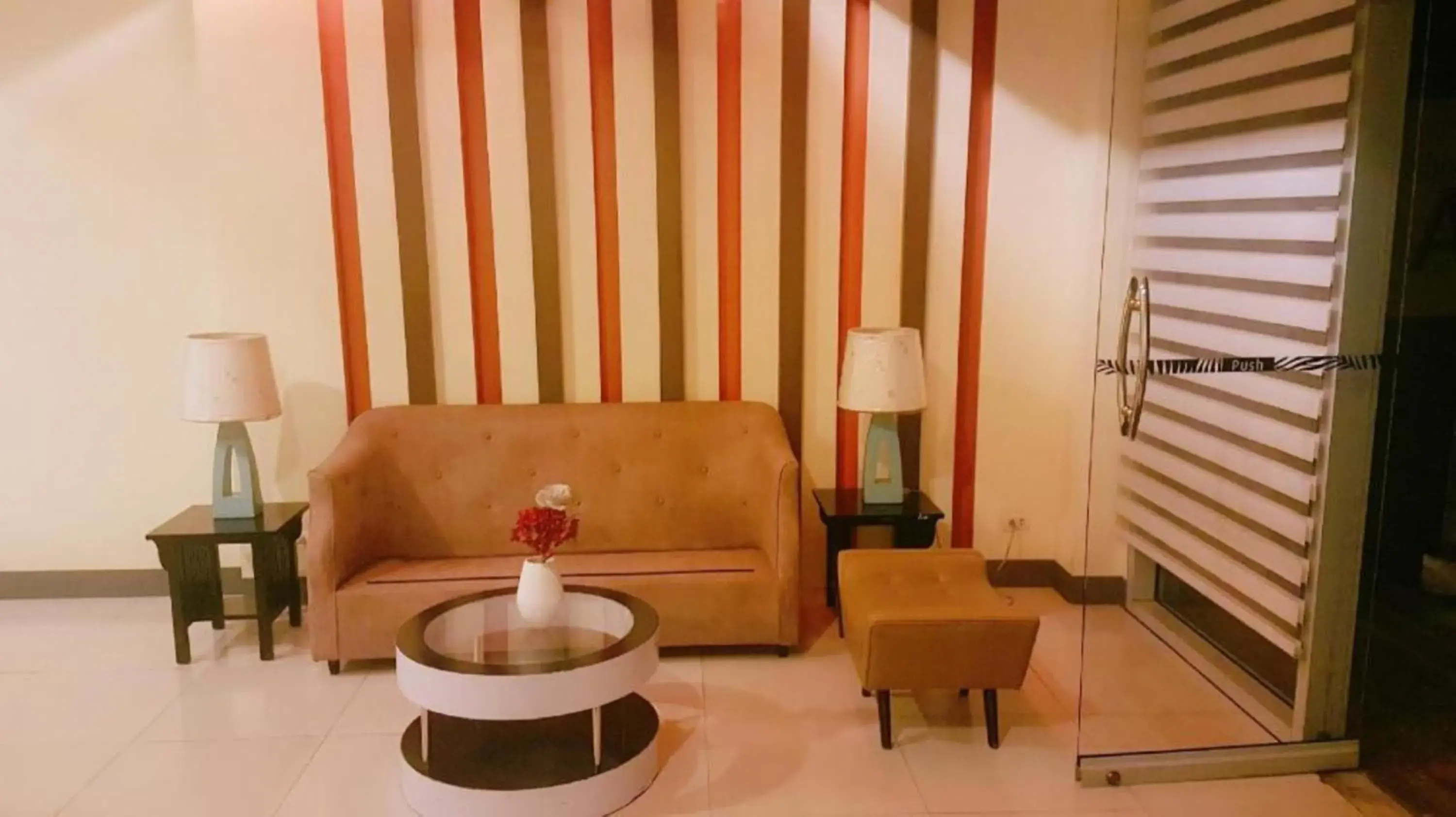 Lobby or reception in Del's Condotel across NAIA Terminal 3 Lobby or reception in Del's Condotel across NAIA Terminal 3