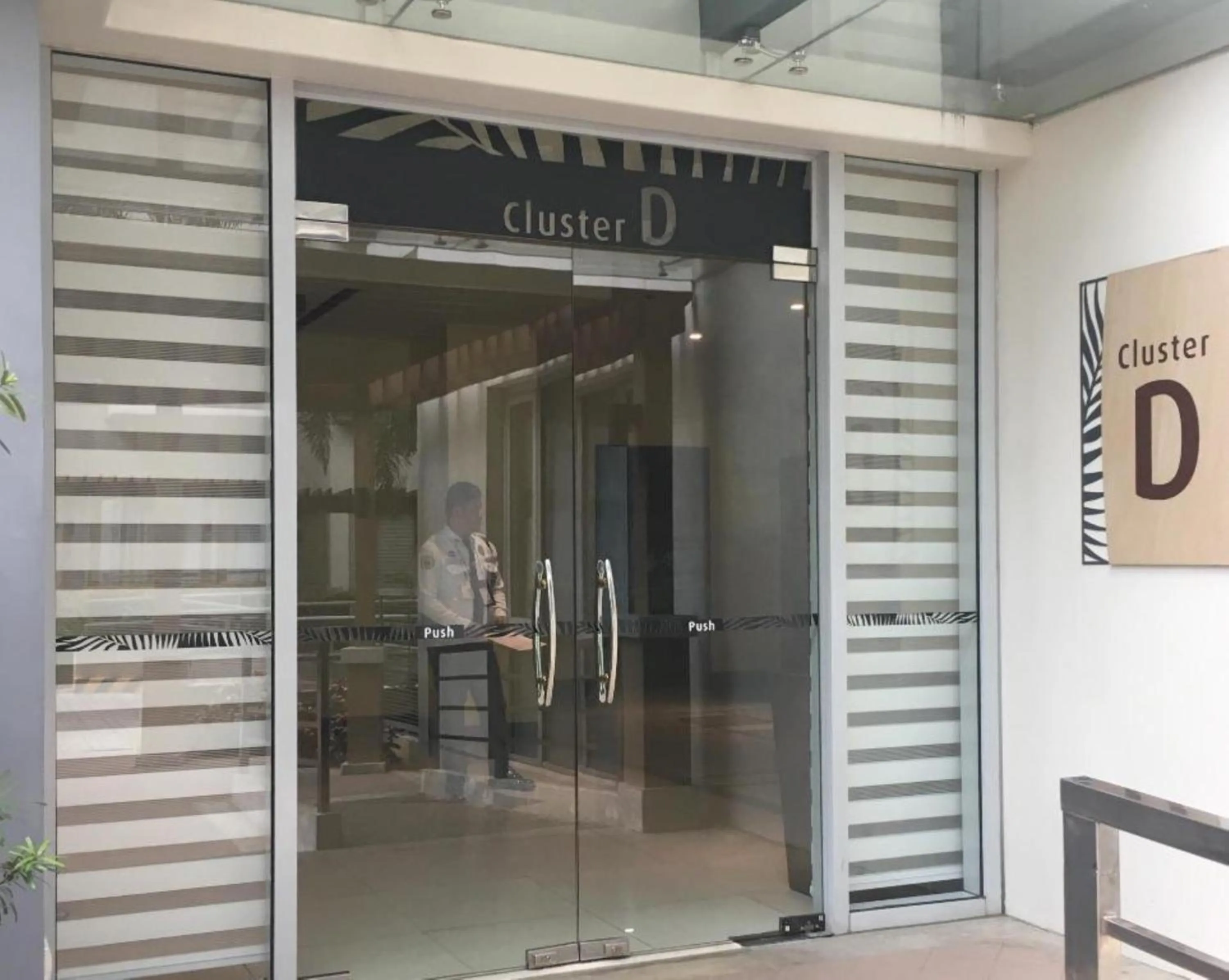 Property building in Del's Condotel across NAIA Terminal 3