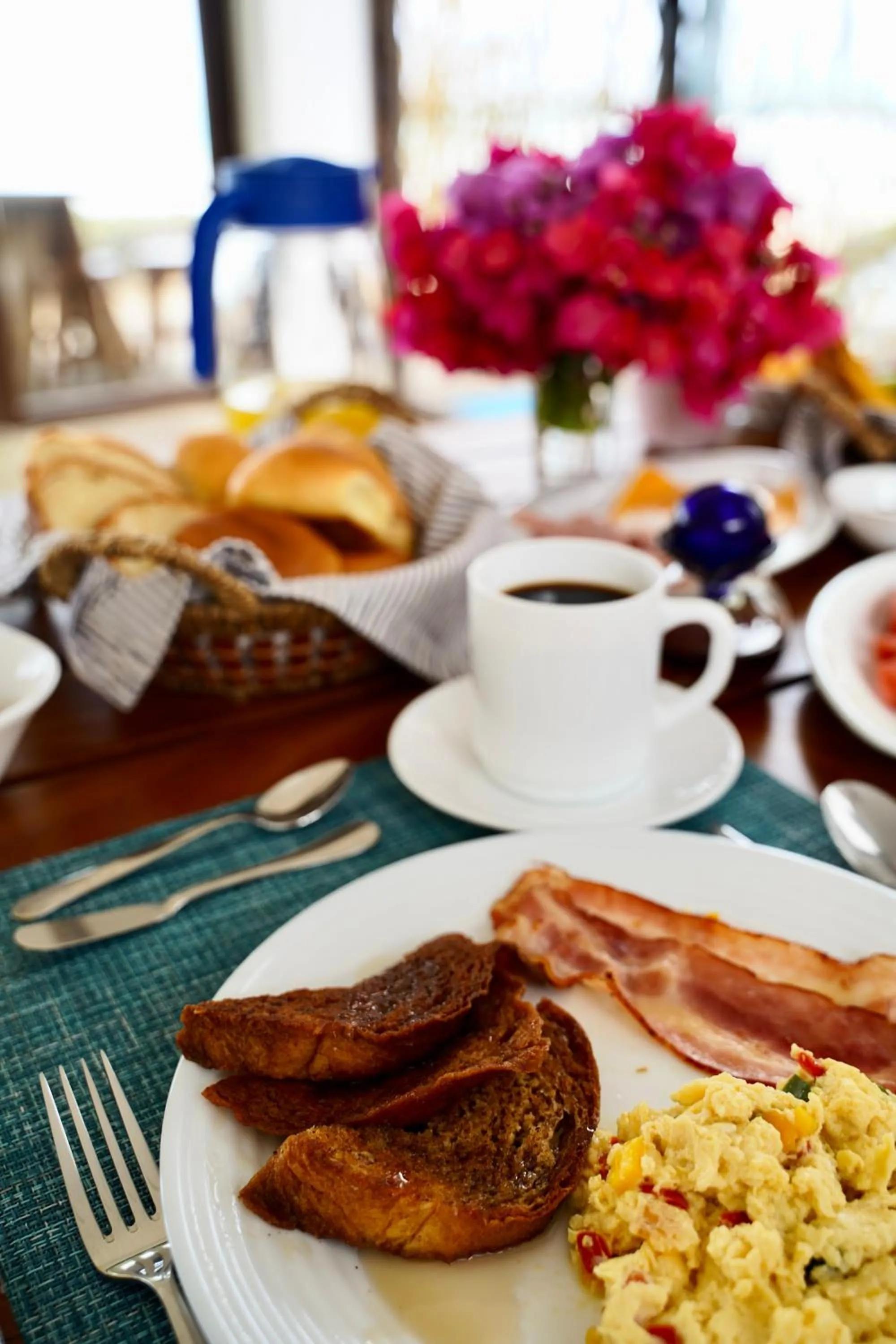 Restaurant/places to eat in Mi Playa Galapagos Beachfront Apartments