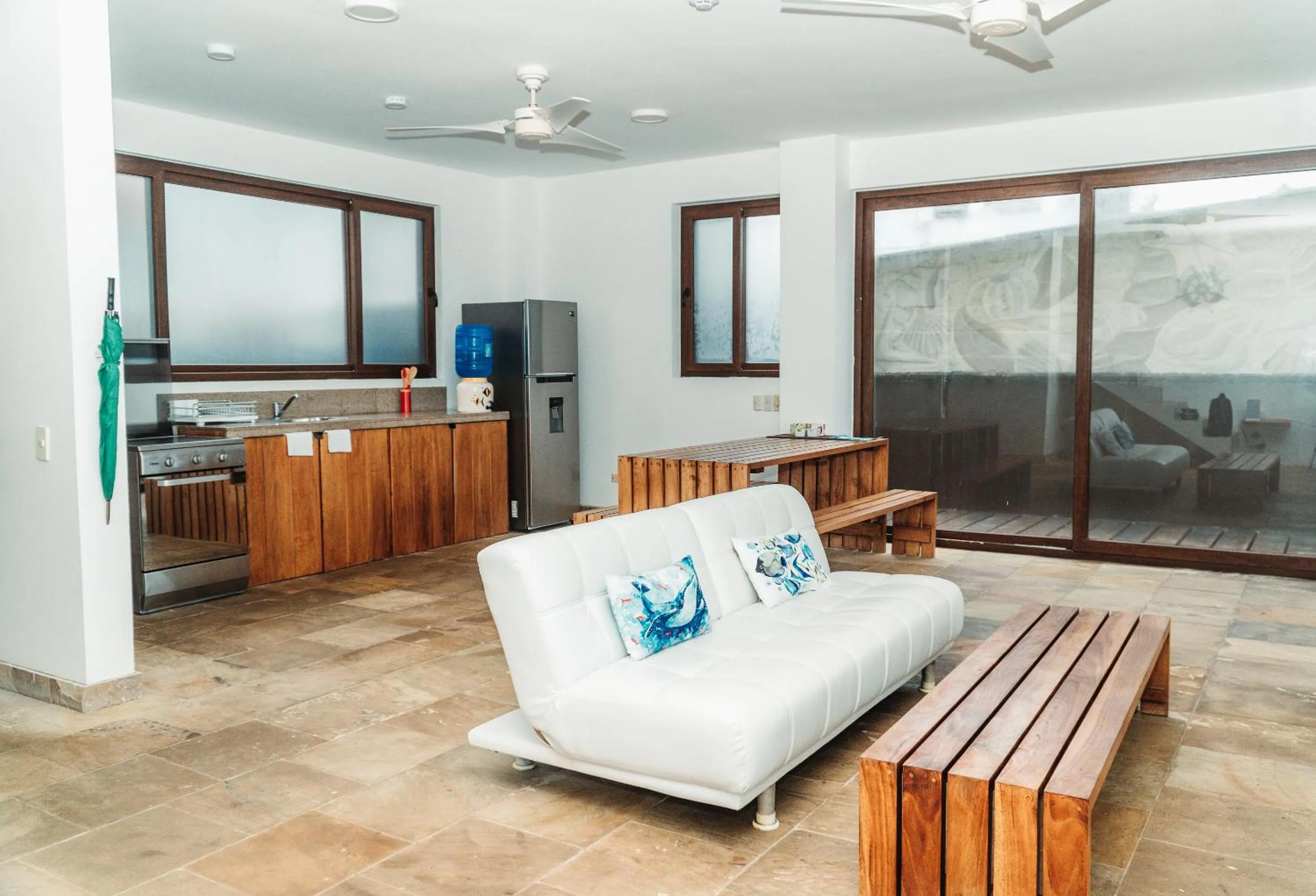 TV and multimedia in Mi Playa Galapagos Beachfront Apartments