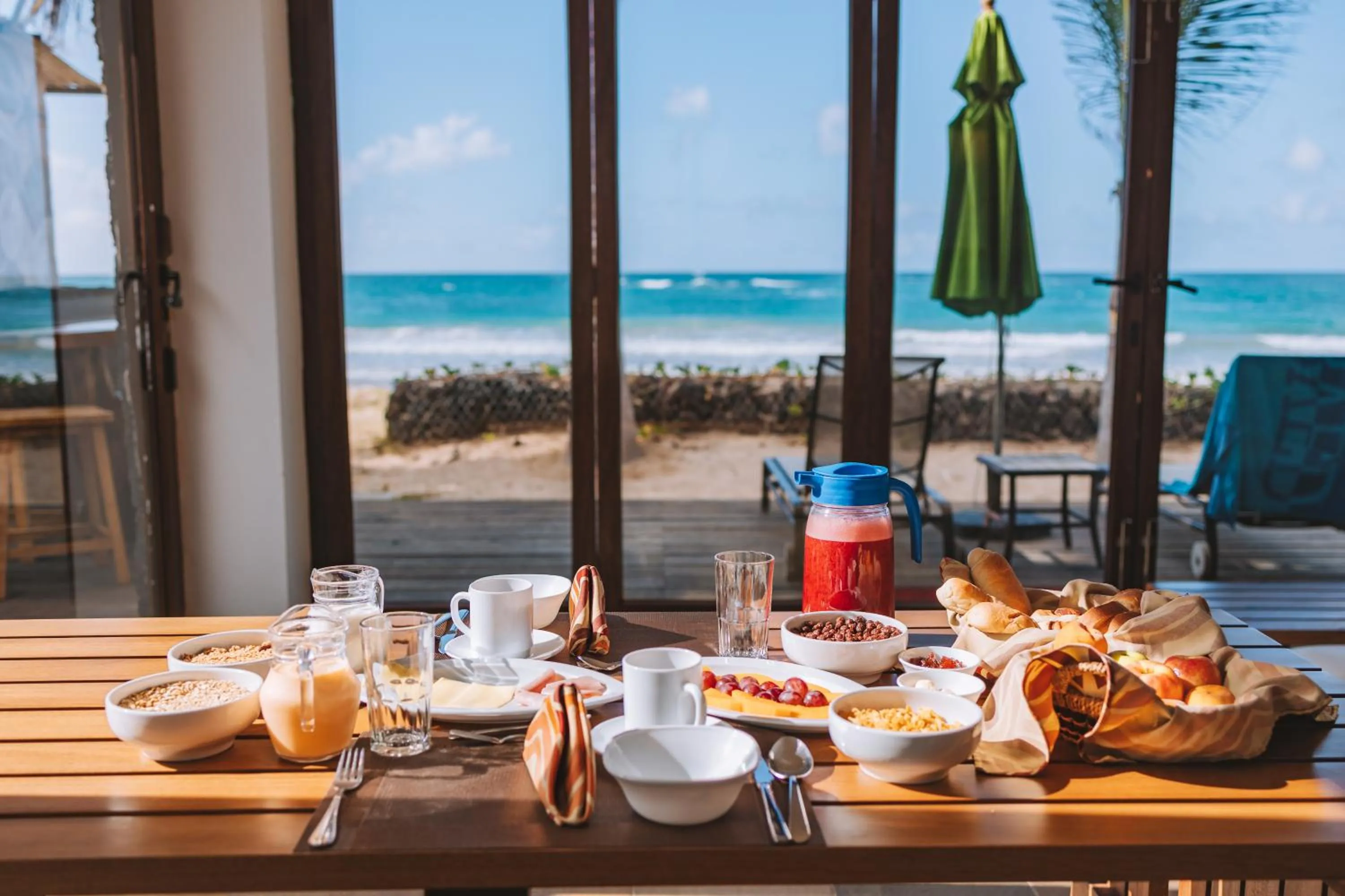 Day in Mi Playa Galapagos Beachfront Apartments