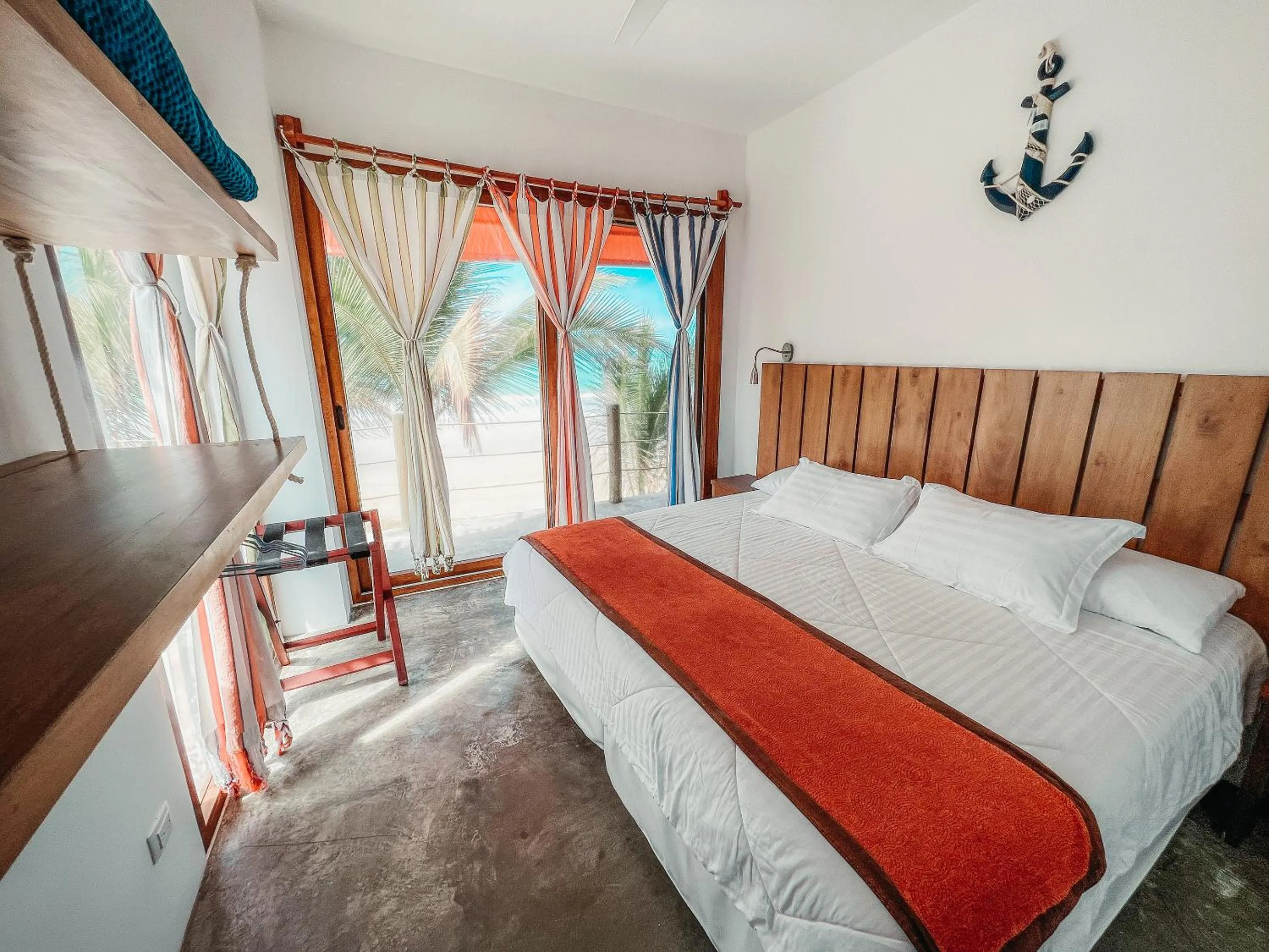 Bed in Mi Playa Galapagos Beachfront Apartments