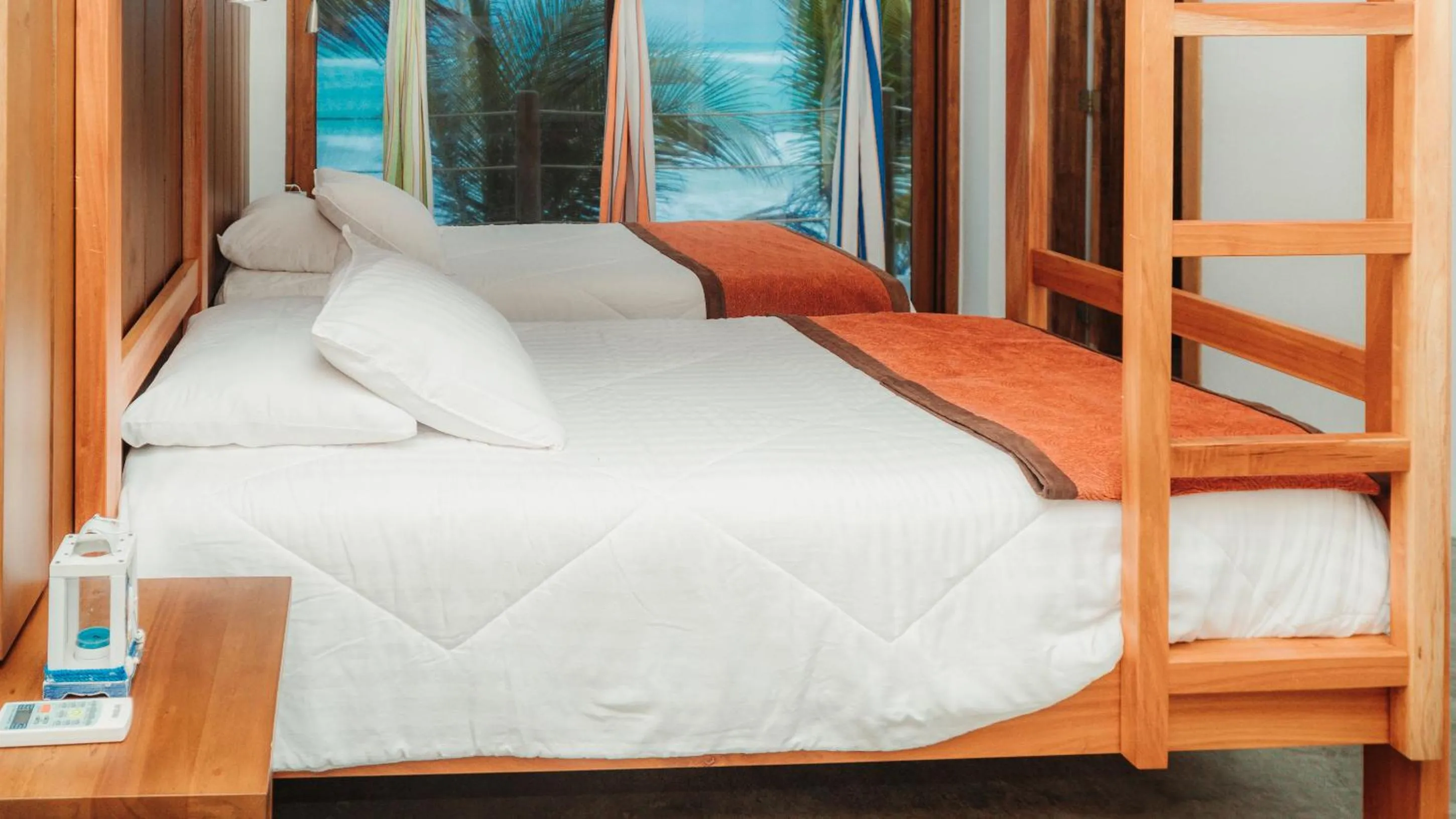 Bed in Mi Playa Galapagos Beachfront Apartments