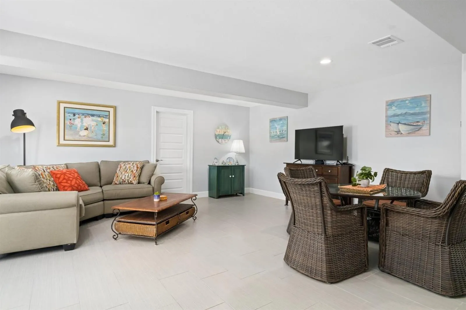 Property building in Edgewater Escape