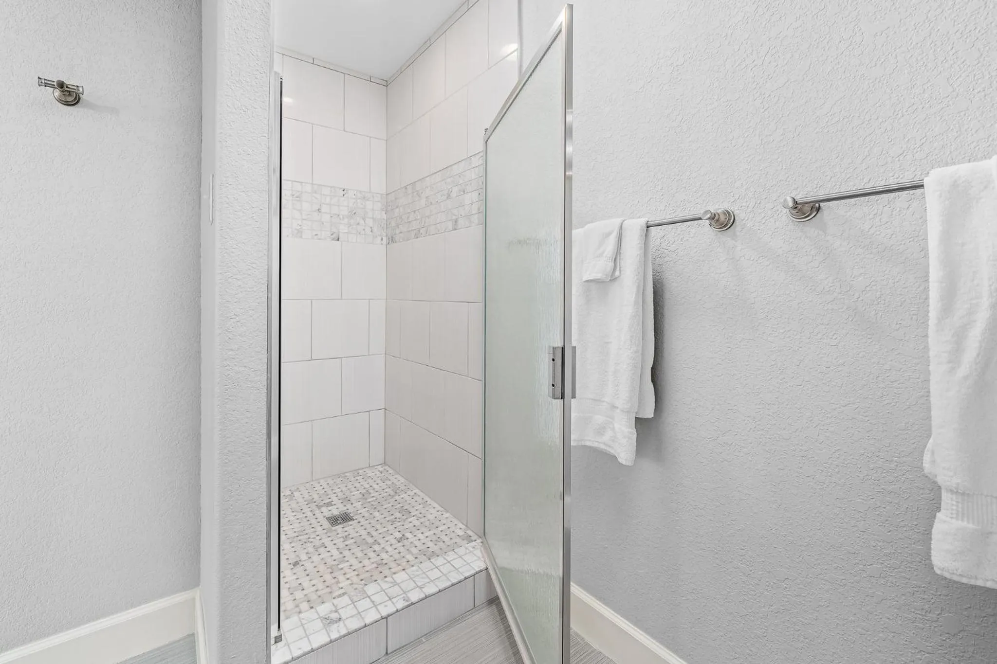 Property building in Edgewater Escape