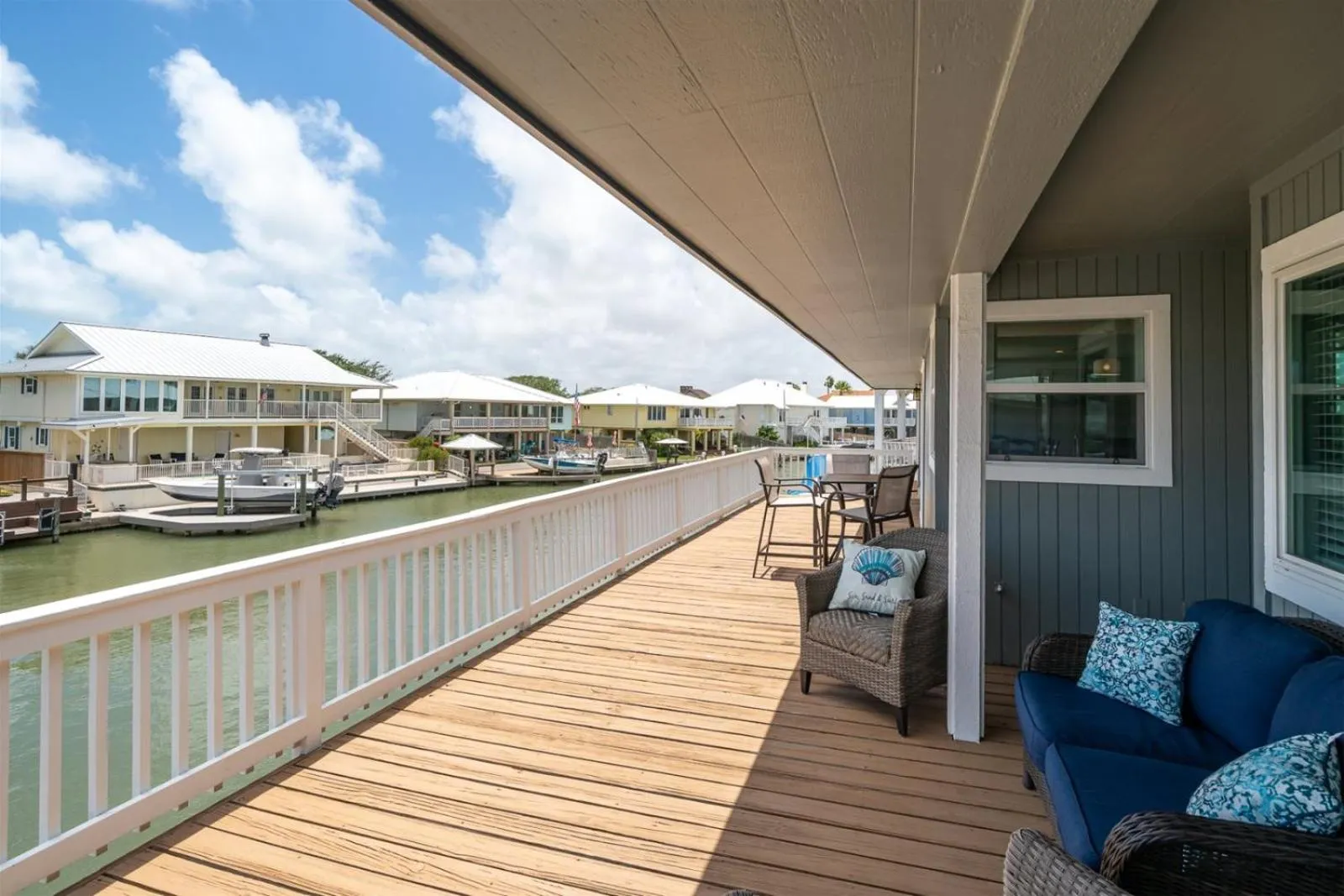 Property building in Edgewater Escape