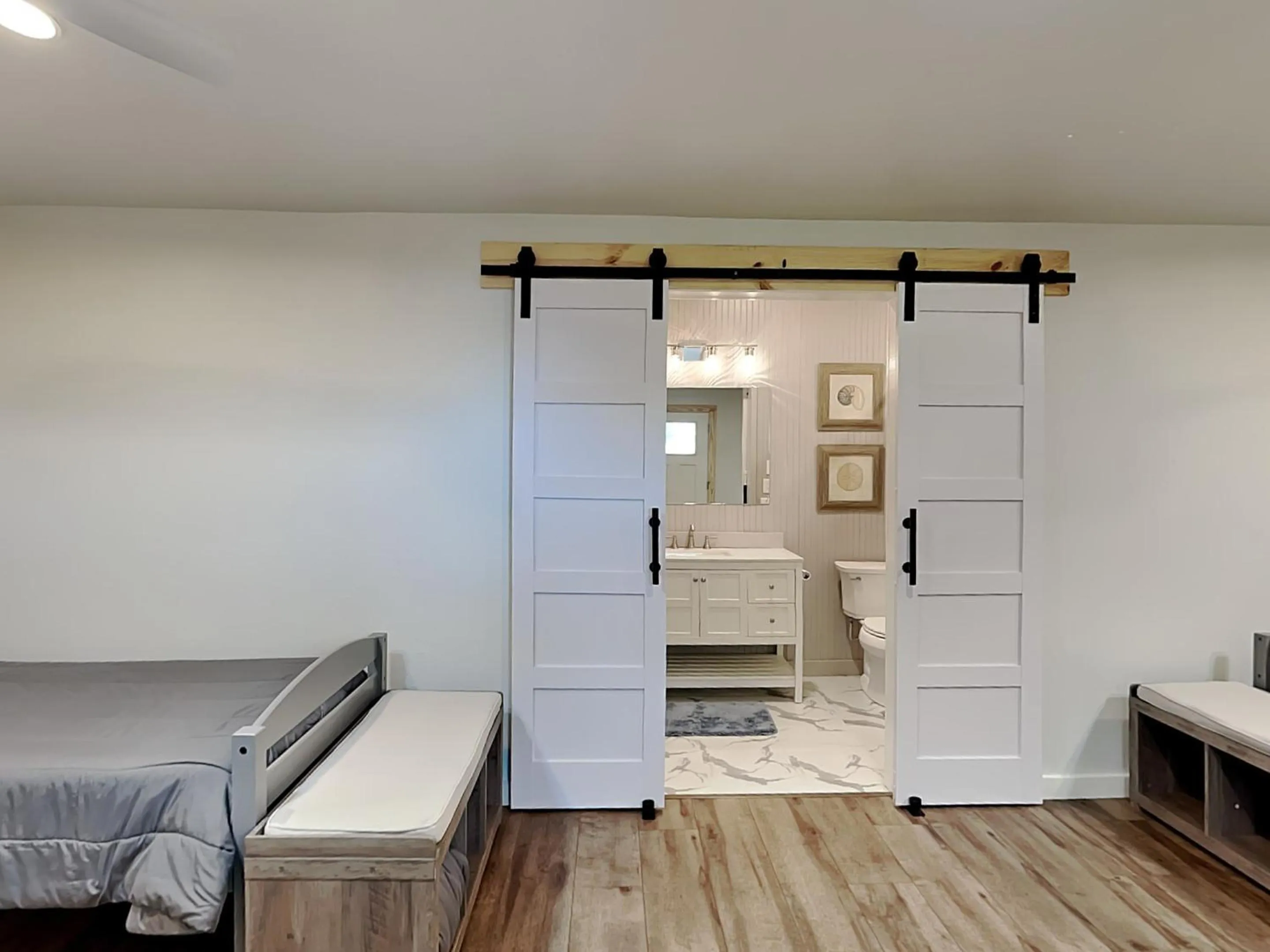 Property building, Bed in Knot A Care