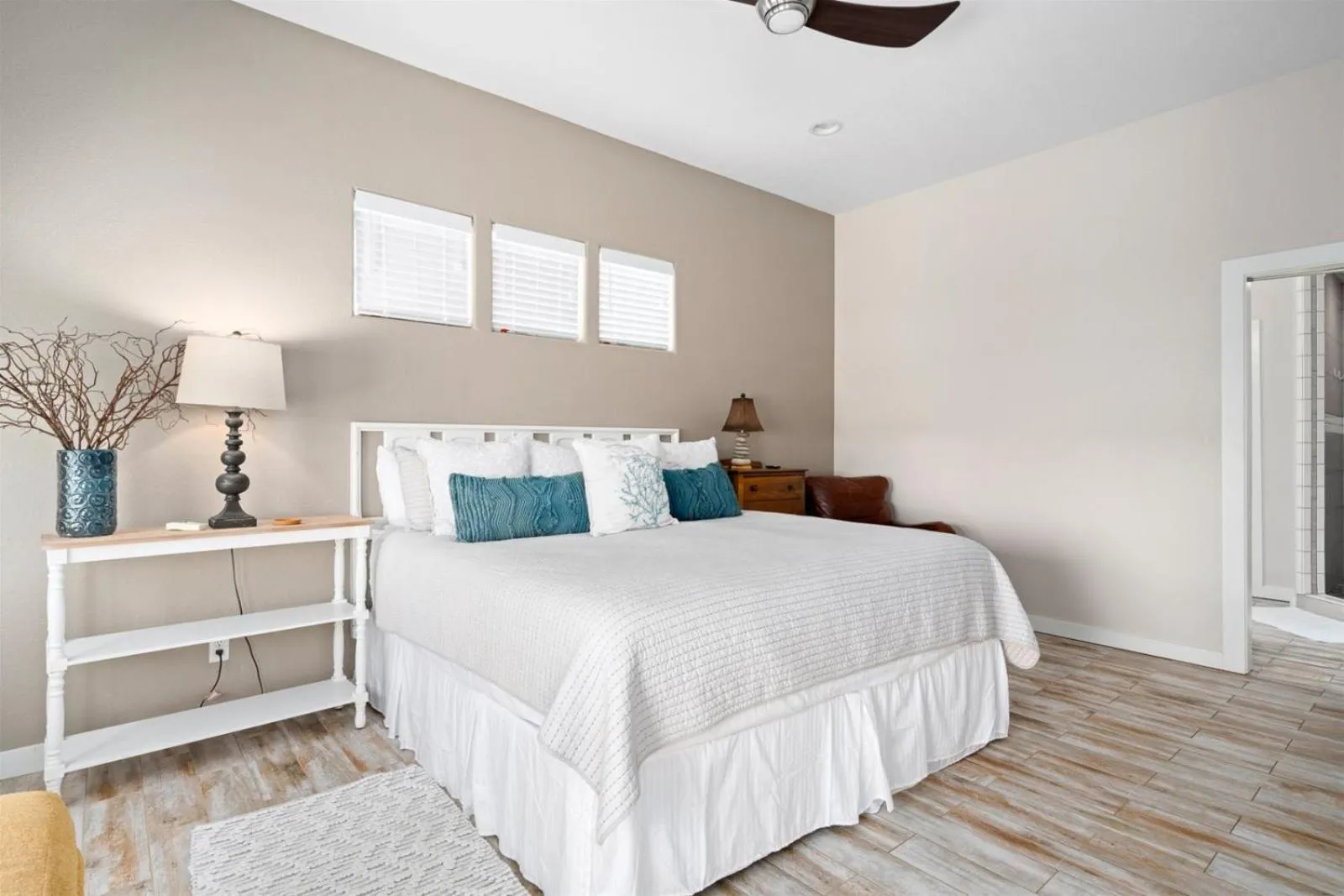 Property building, Bed in Knot A Care