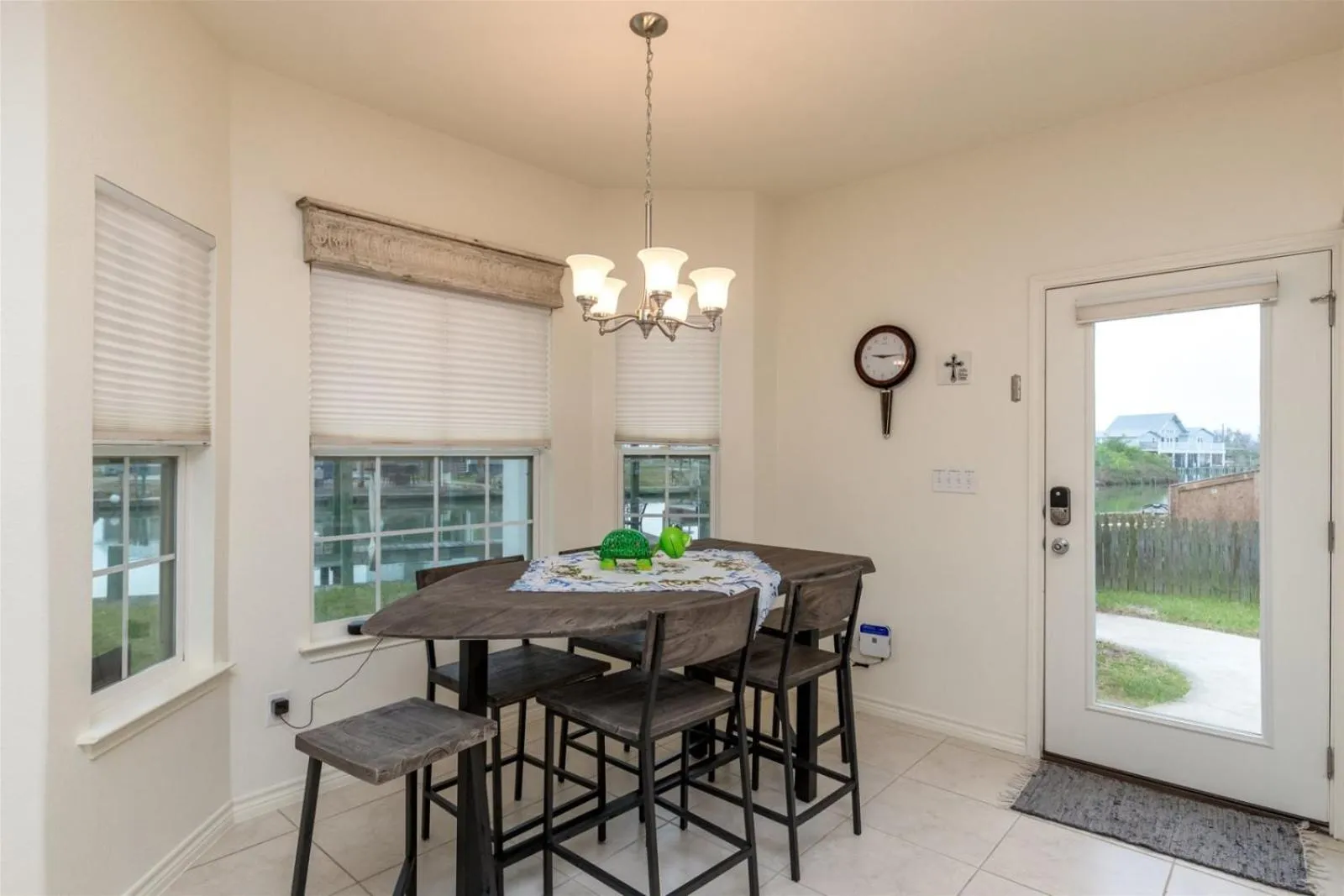 Property building in Mermaid Bay