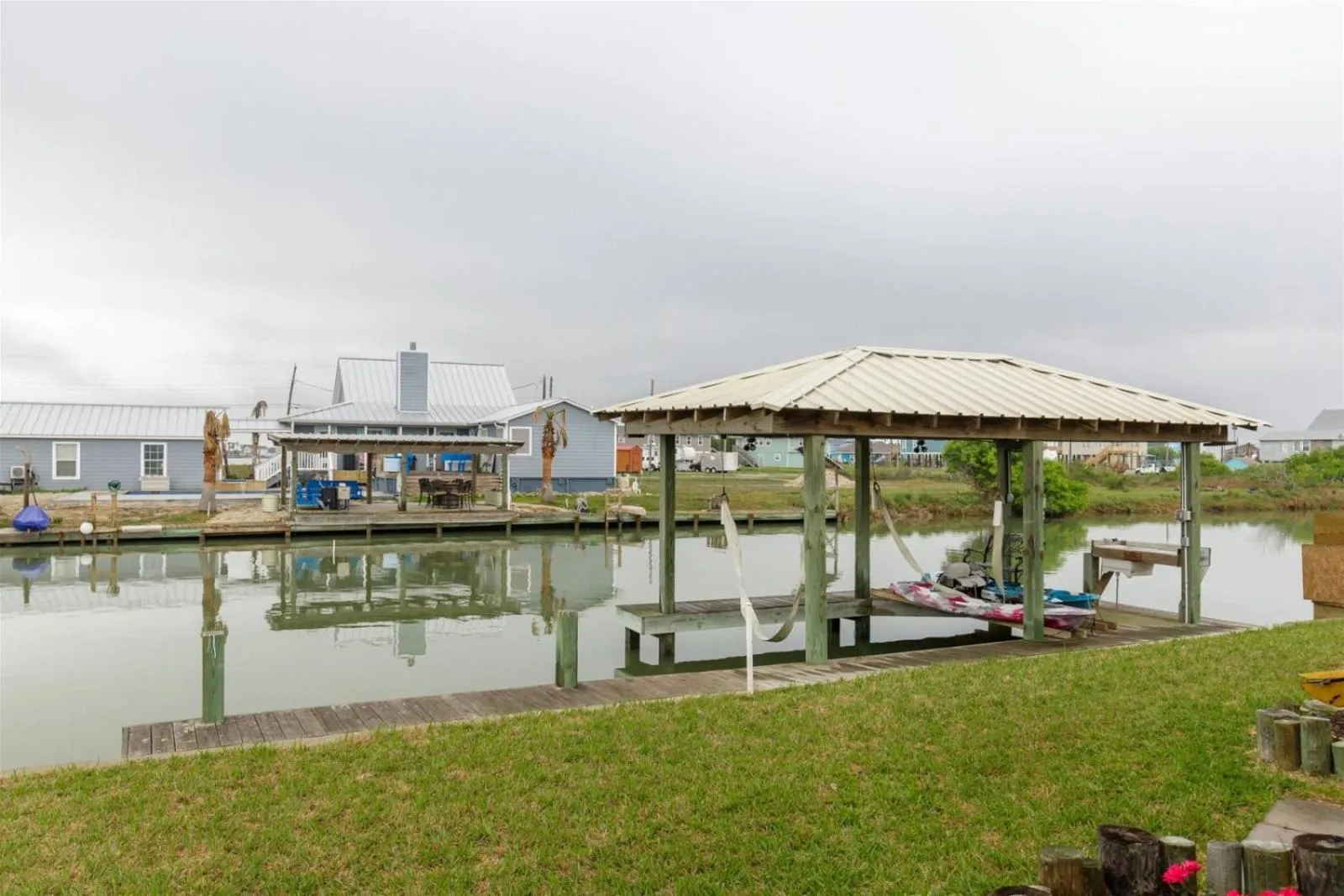 Property building in Mermaid Bay