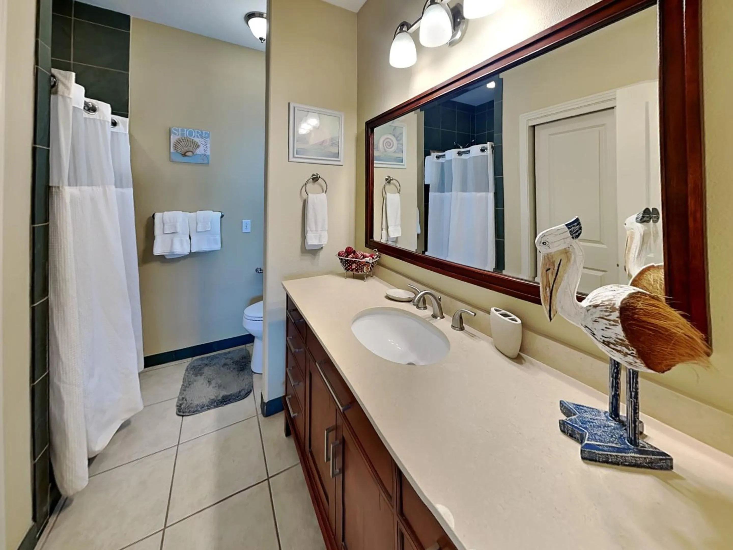 Shower in Pickled Pirate