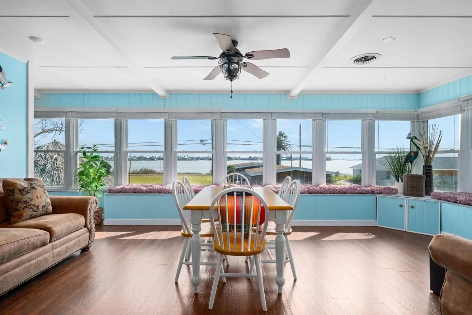 Property building in Texas Tiki