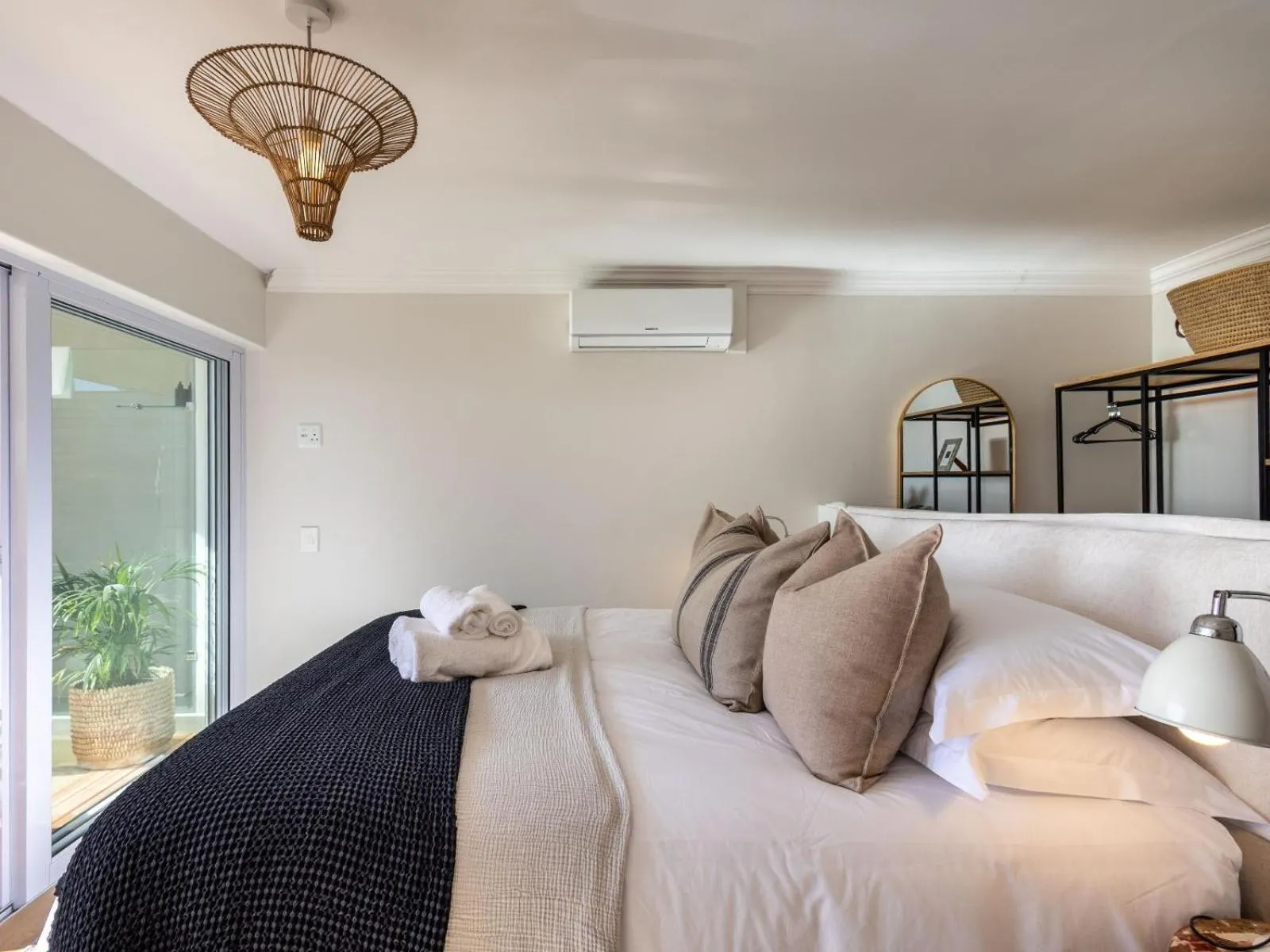 Penthouse Suite With Private Pool and Sea View in Eleven