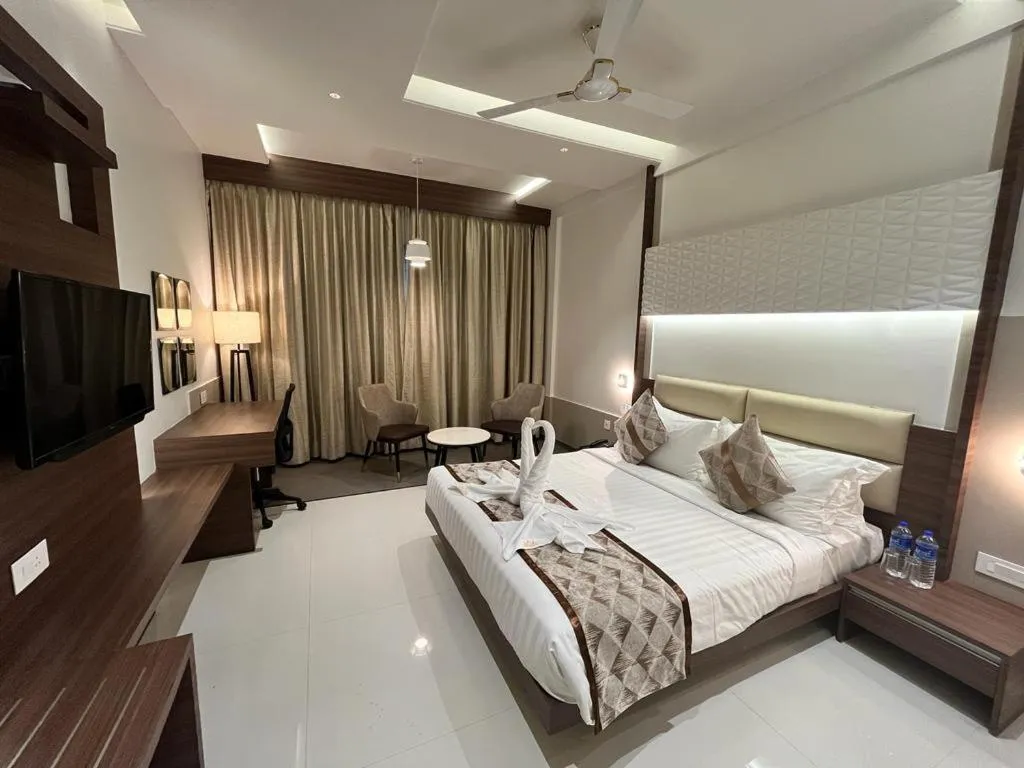 Bed in Kyriad Prestige Ilkal