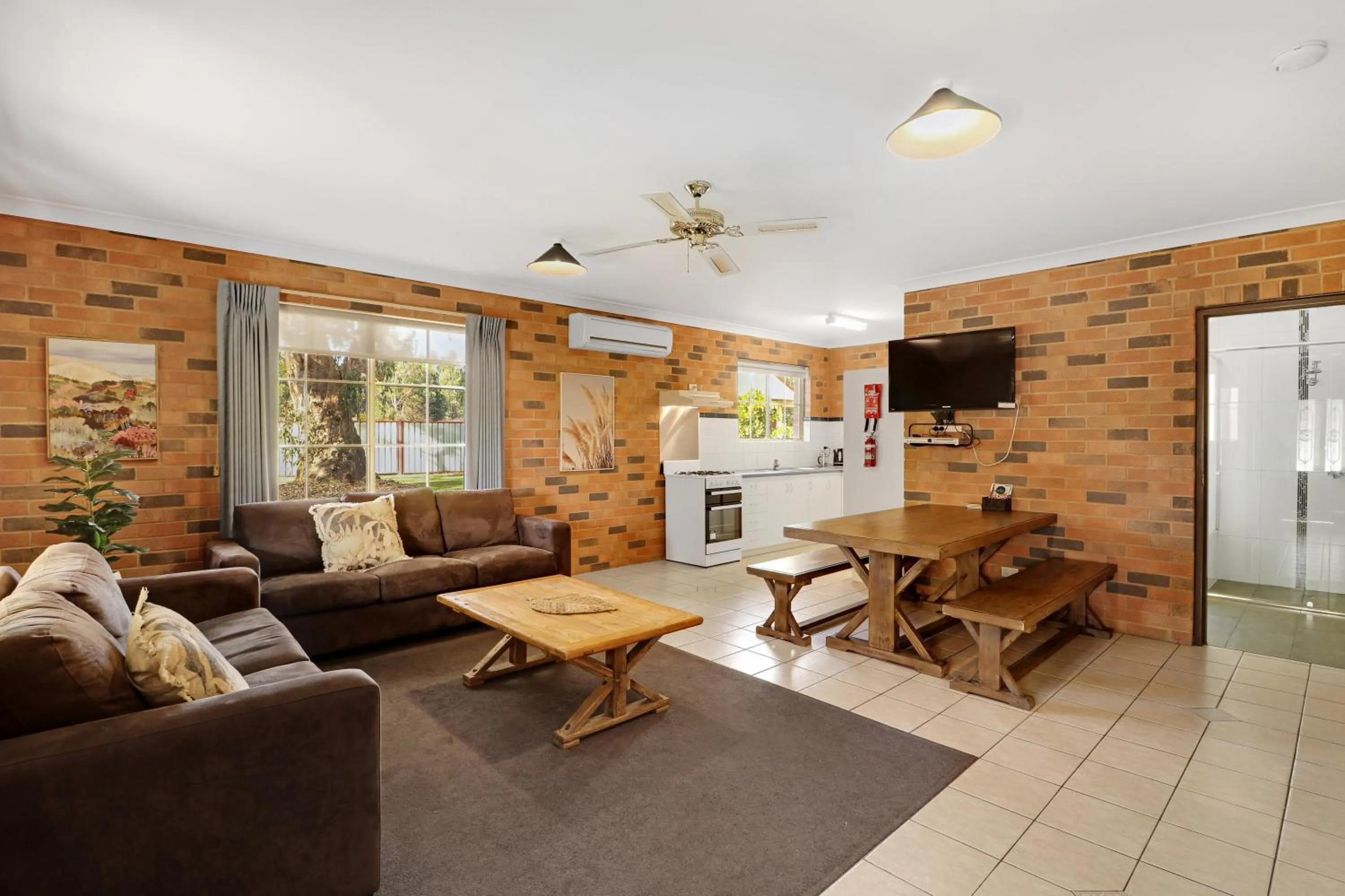 Kitchen or kitchenette in Greenvale Holiday Units Mansfield