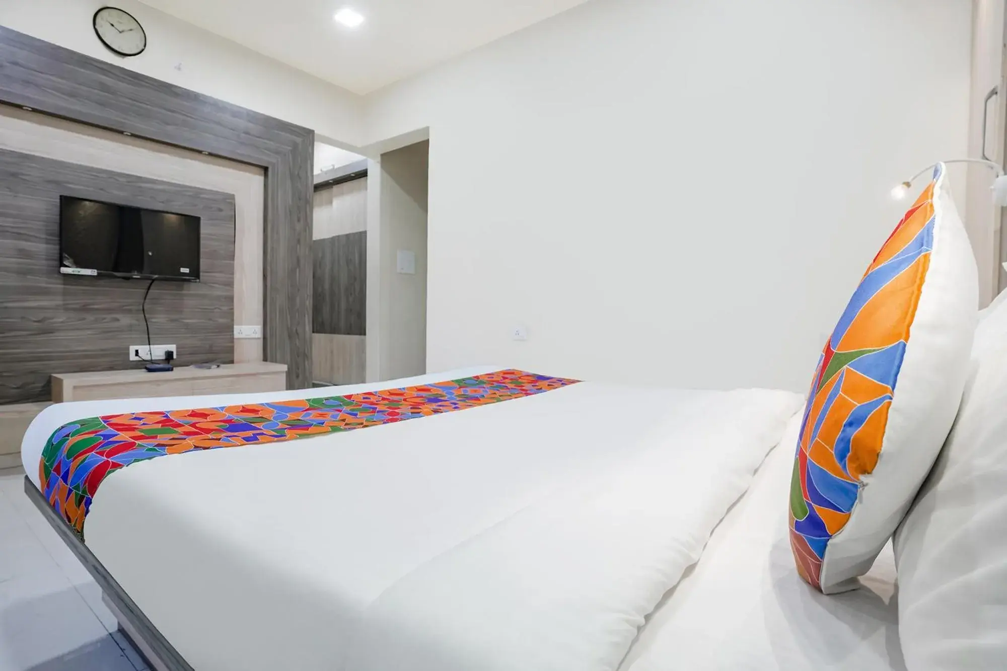 TV and multimedia, Bed in FabHotel Rudra Residency - Nr Medicover hospital TV and multimedia, Bed in FabHotel Rudra Residency - Nr Medicover hospital