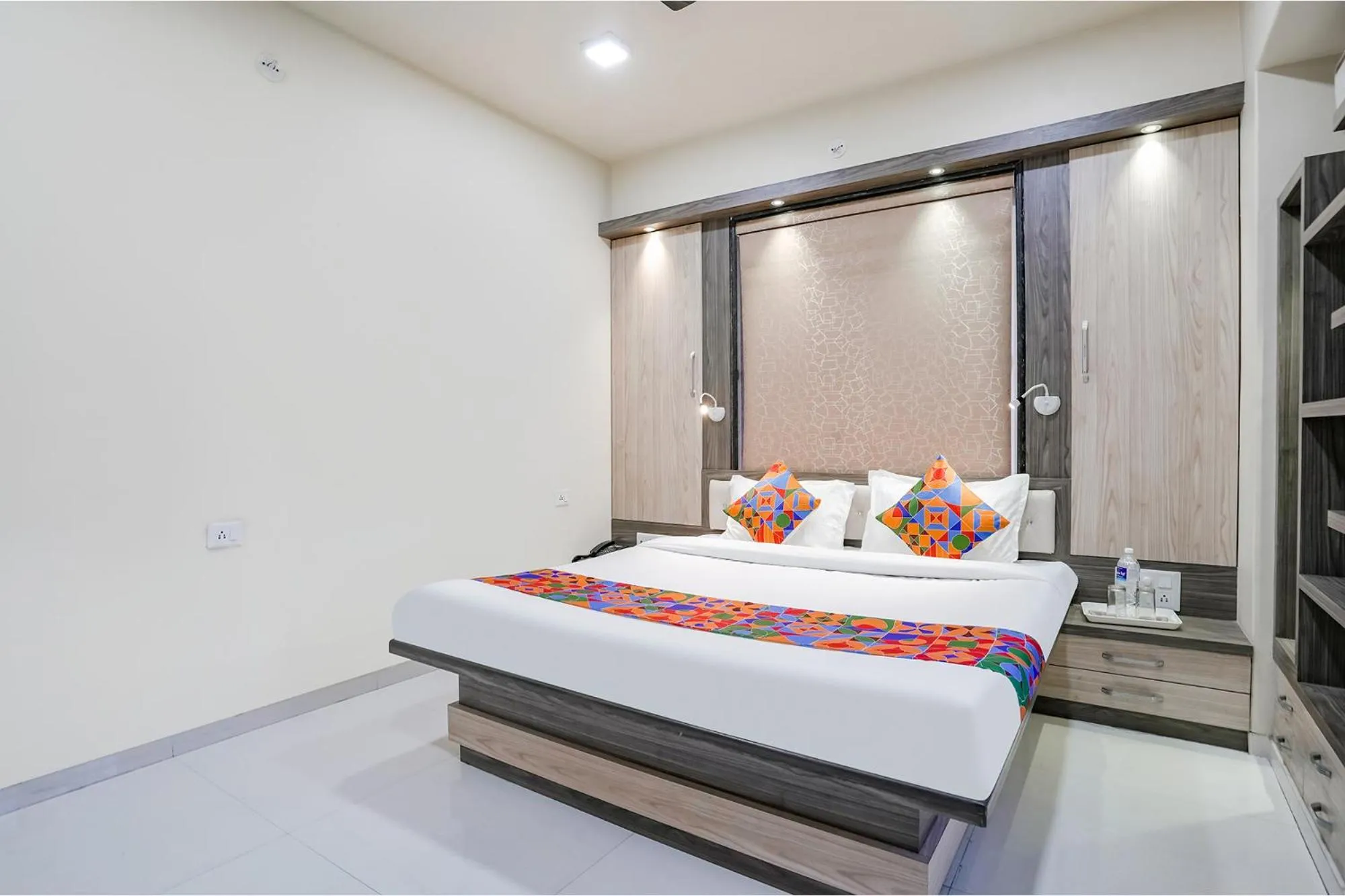 Photo of the whole room, Bed in Via Rudra Residency - Nr Medicover hospital