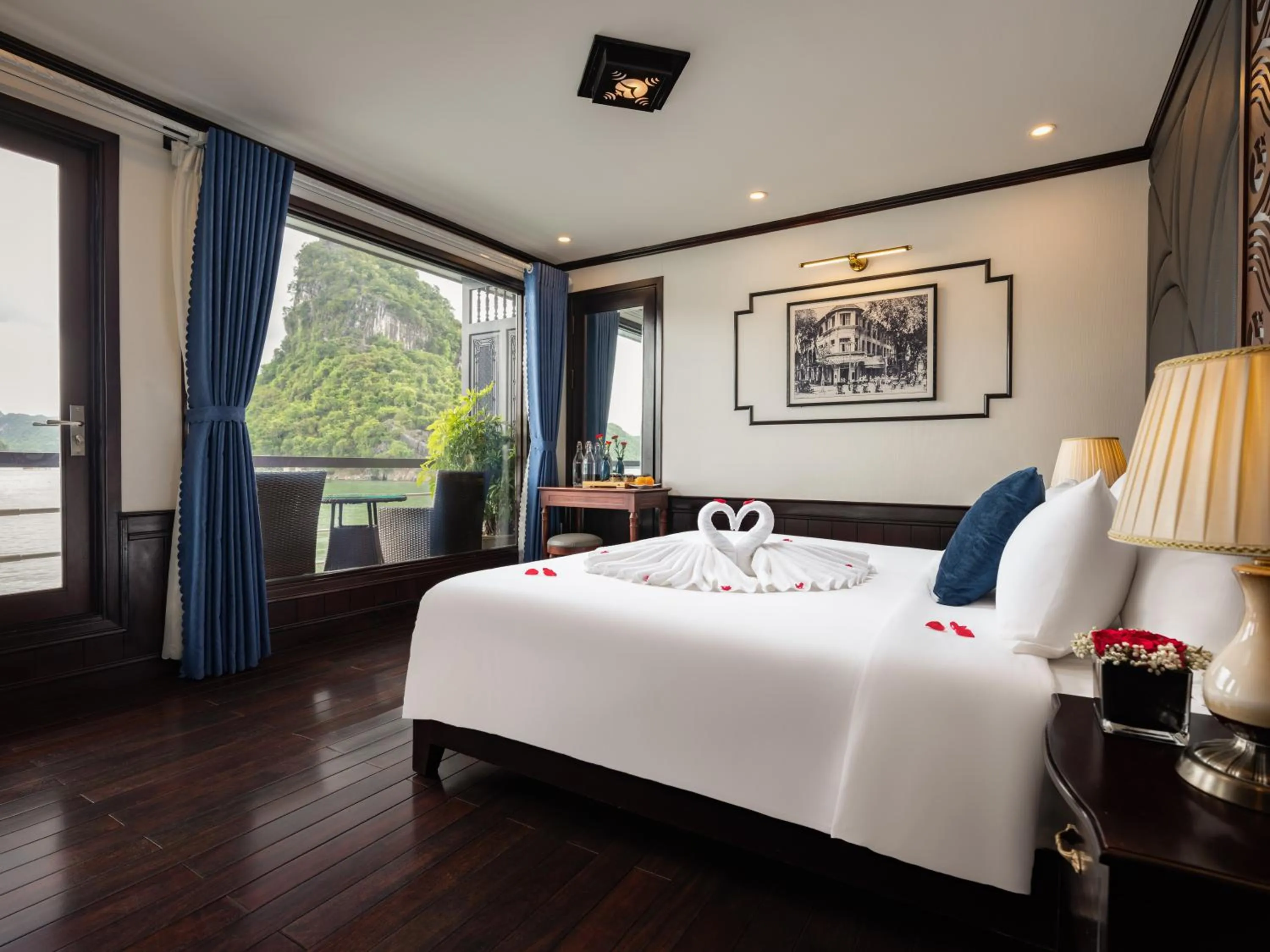 Senior Suite Ocean View with Private Balcony - single occupancy in M'Gloria Cruise by HAG