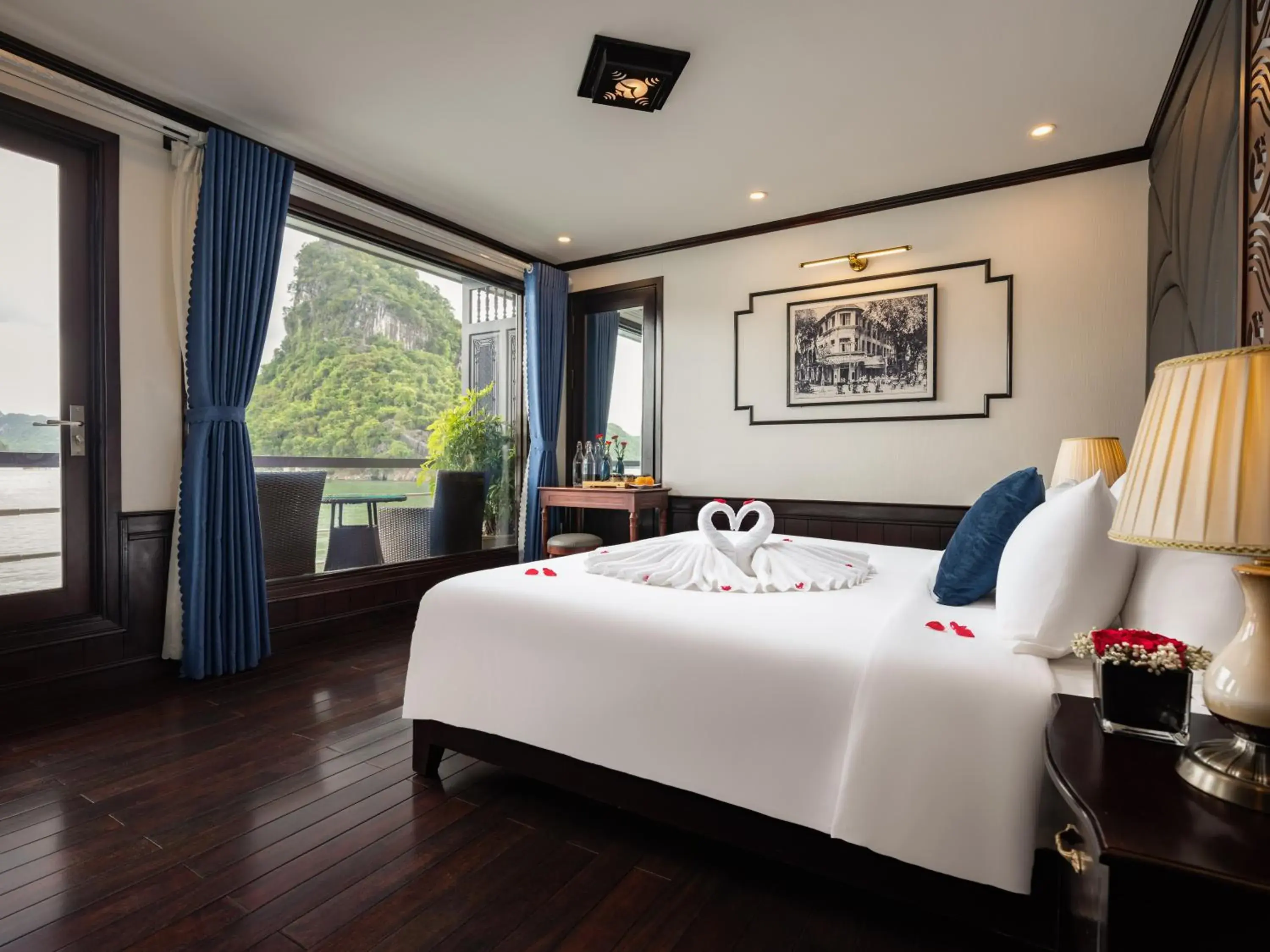 Senior Suite Ocean View with Private Balcony - single occupancy in M'Gloria Cruise by HAG Senior Suite Ocean View with Private Balcony - single occupancy in M'Gloria Cruise by HAG