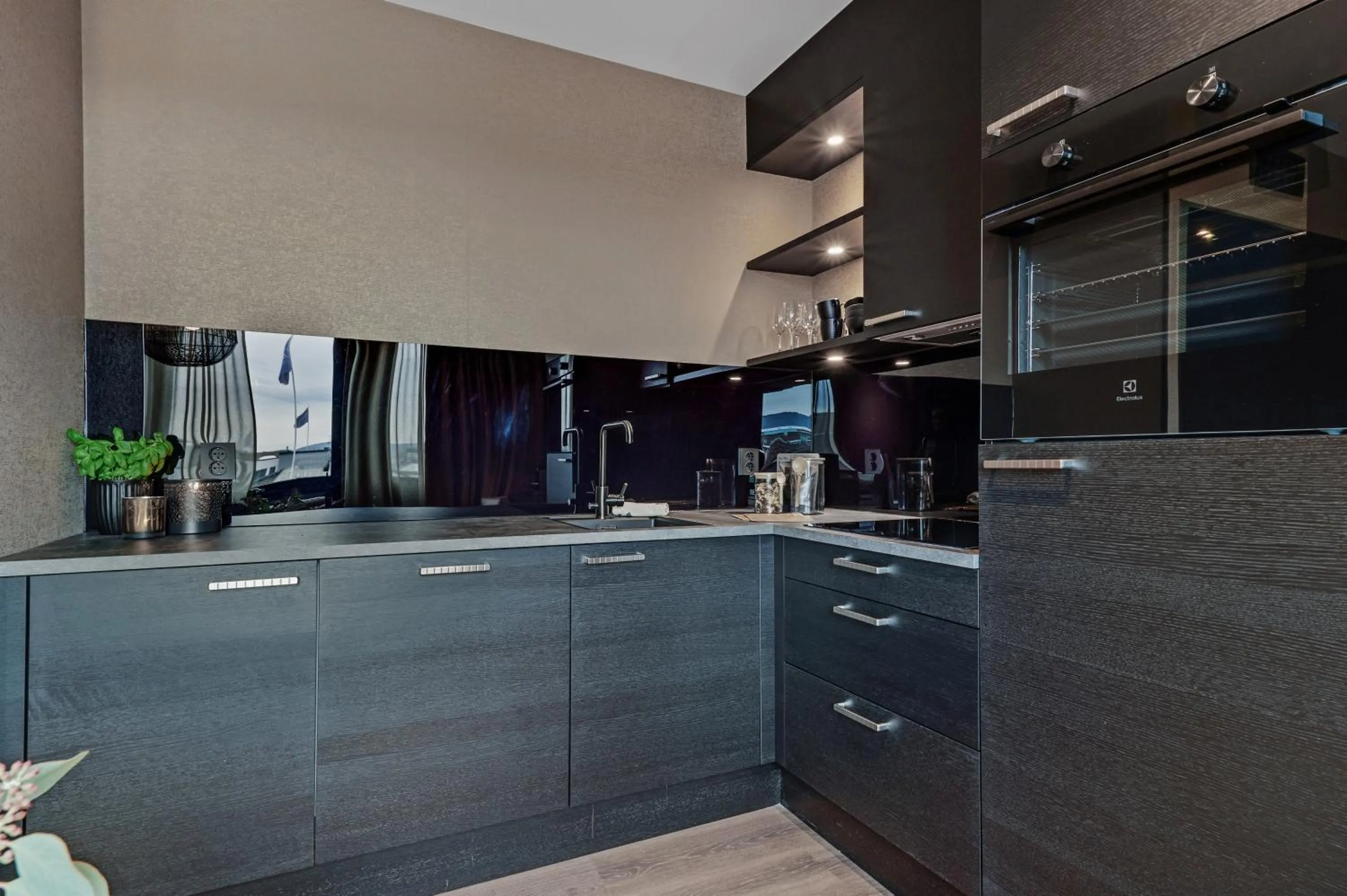 Kitchen or kitchenette in Origo Leilighetshotell- Øvre Storgate 5