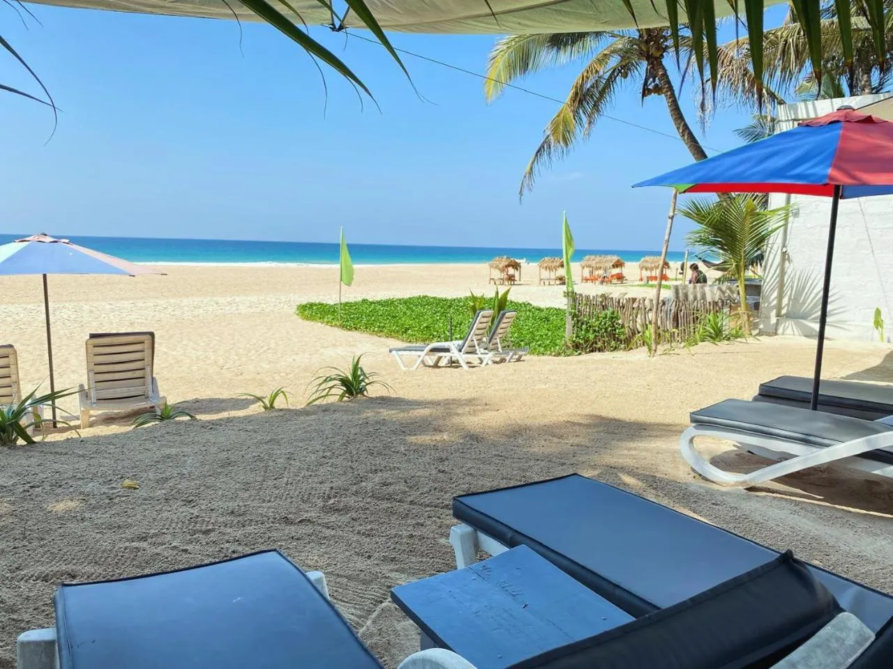 Day in Josan Villa with a Glorious Beach and Sea View