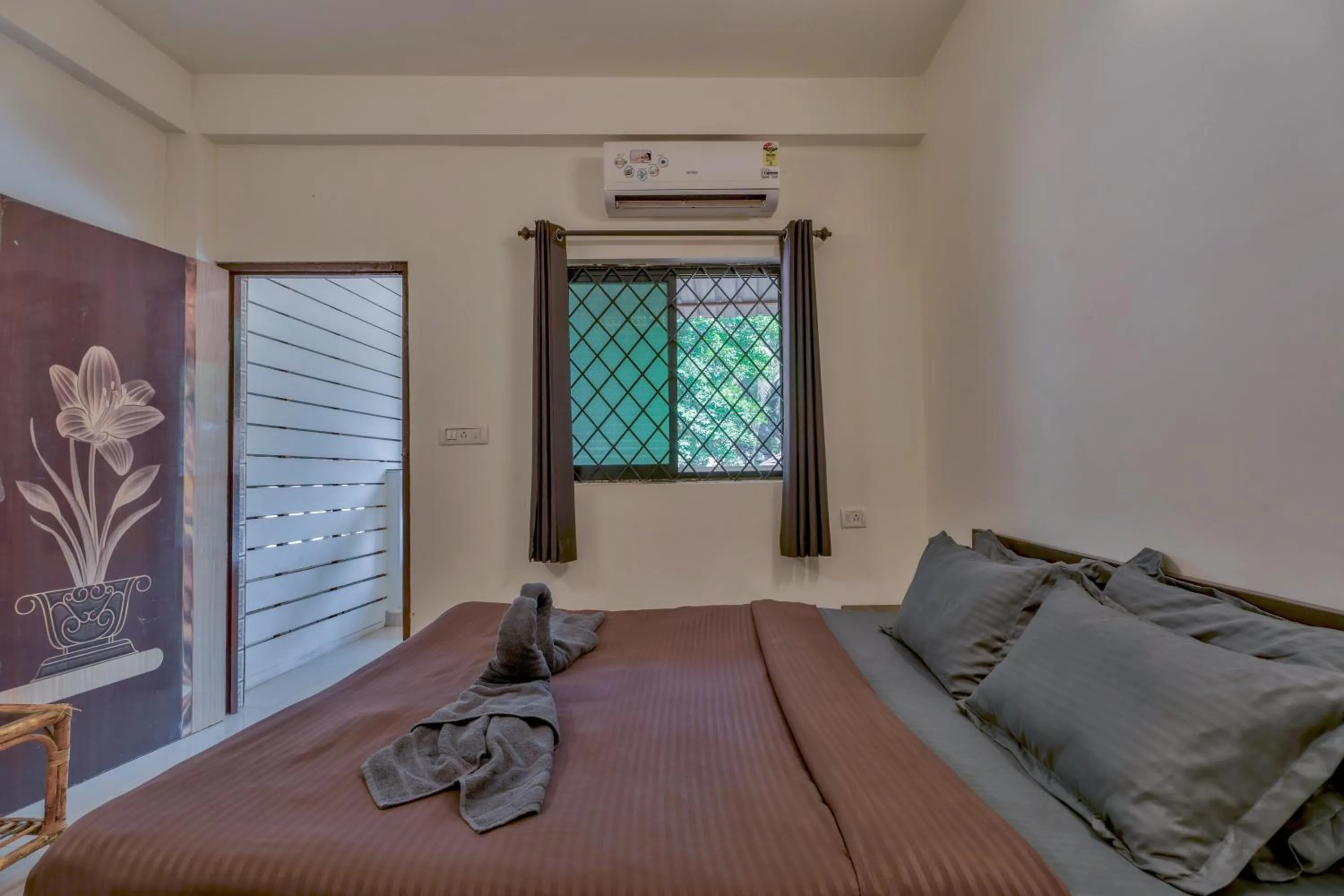 Bed in Rosa Bella Resort-TBV