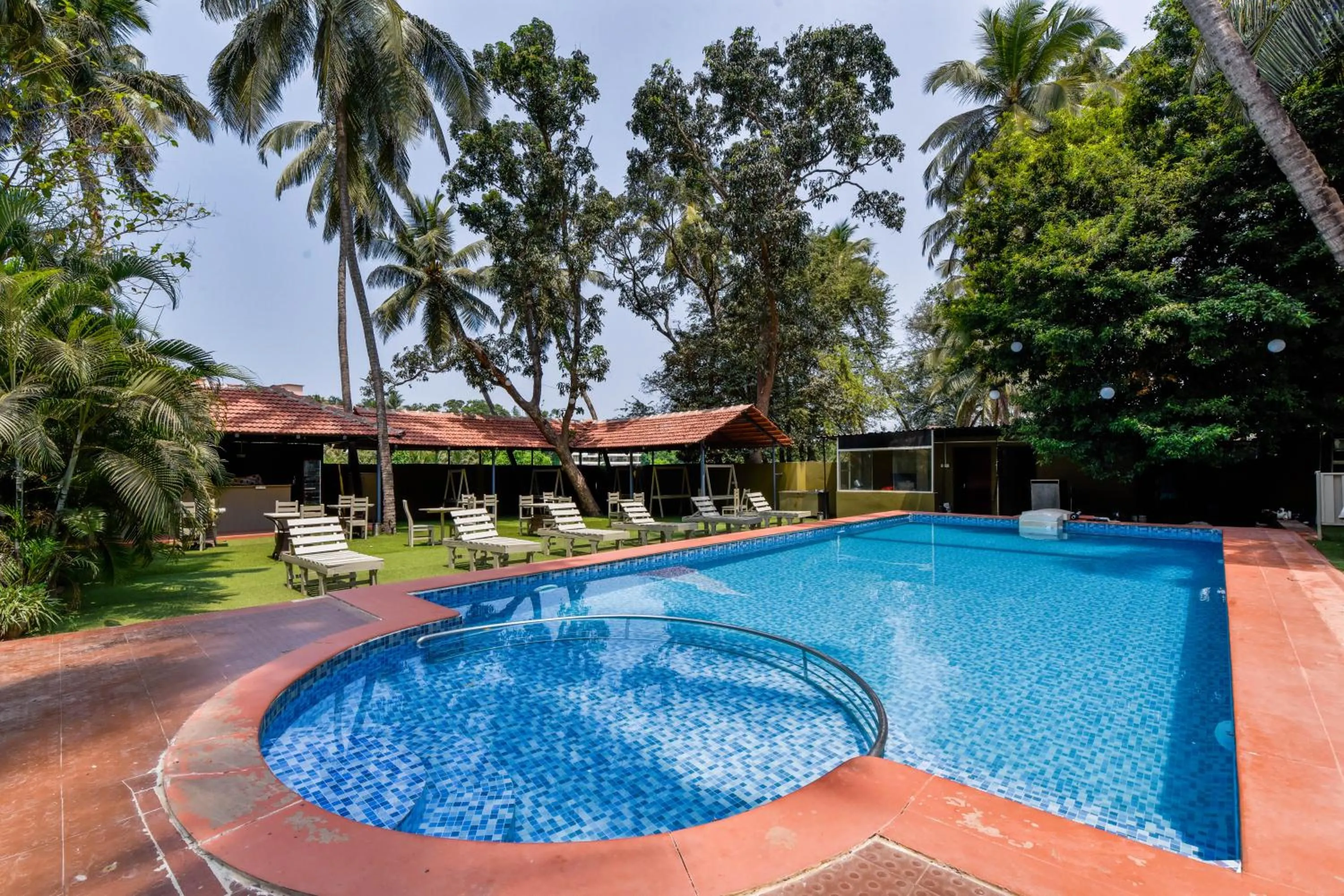 Garden in Rosa Bella Resort-TBV