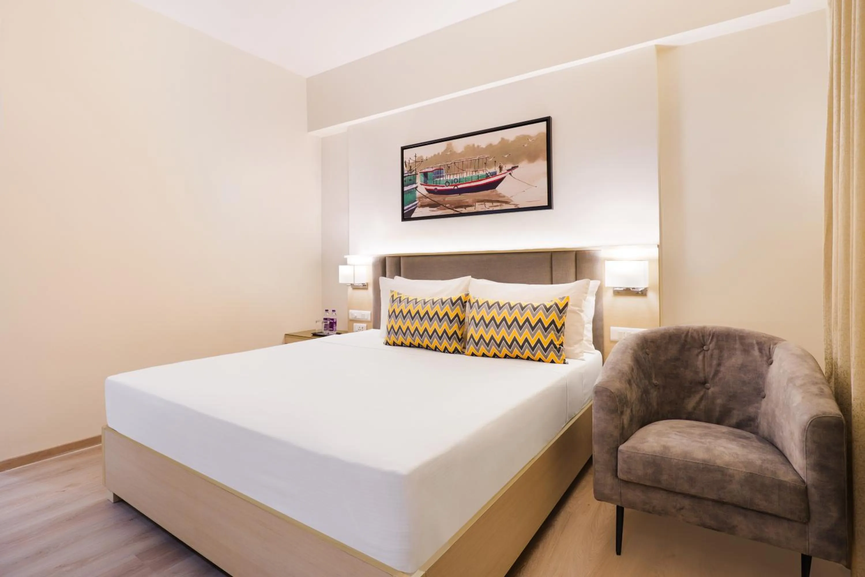 Bedroom, Bed in Keys Lite By Lemon Tree Hotels Sreekanya