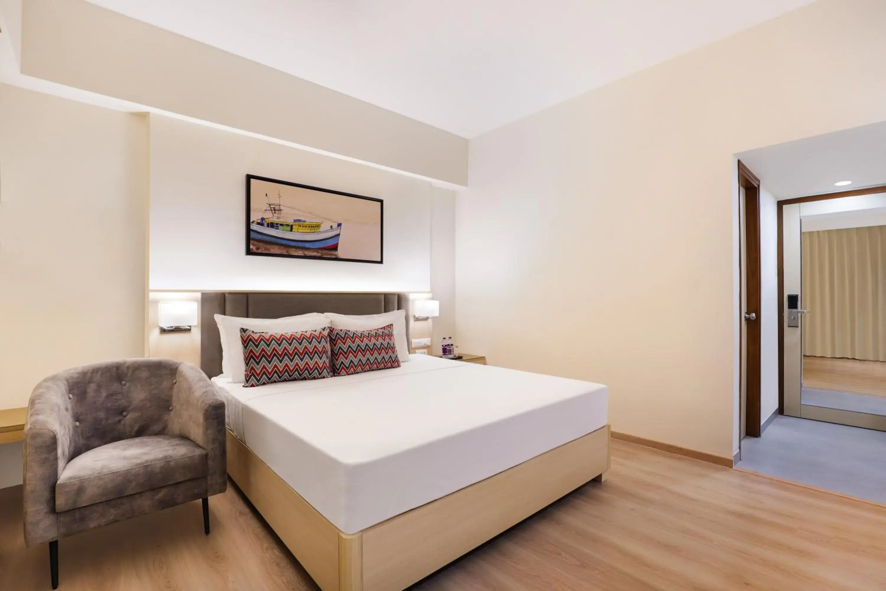 Deluxe King Room in Keys Lite By Lemon Tree Hotels Sreekanya Deluxe King Room in Keys Lite By Lemon Tree Hotels Sreekanya