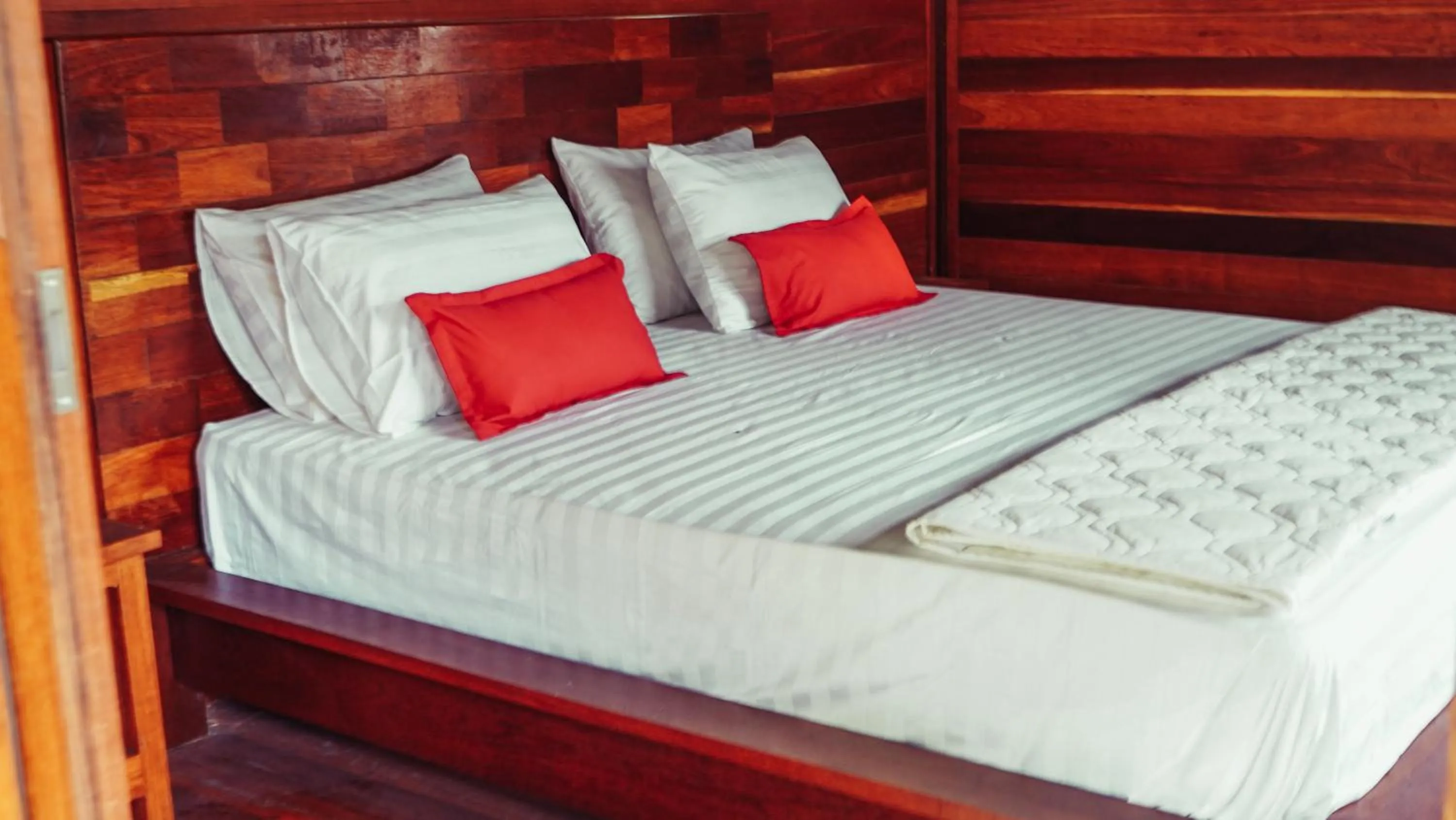 Bedroom, Bed in Madaira Villa Senggigi