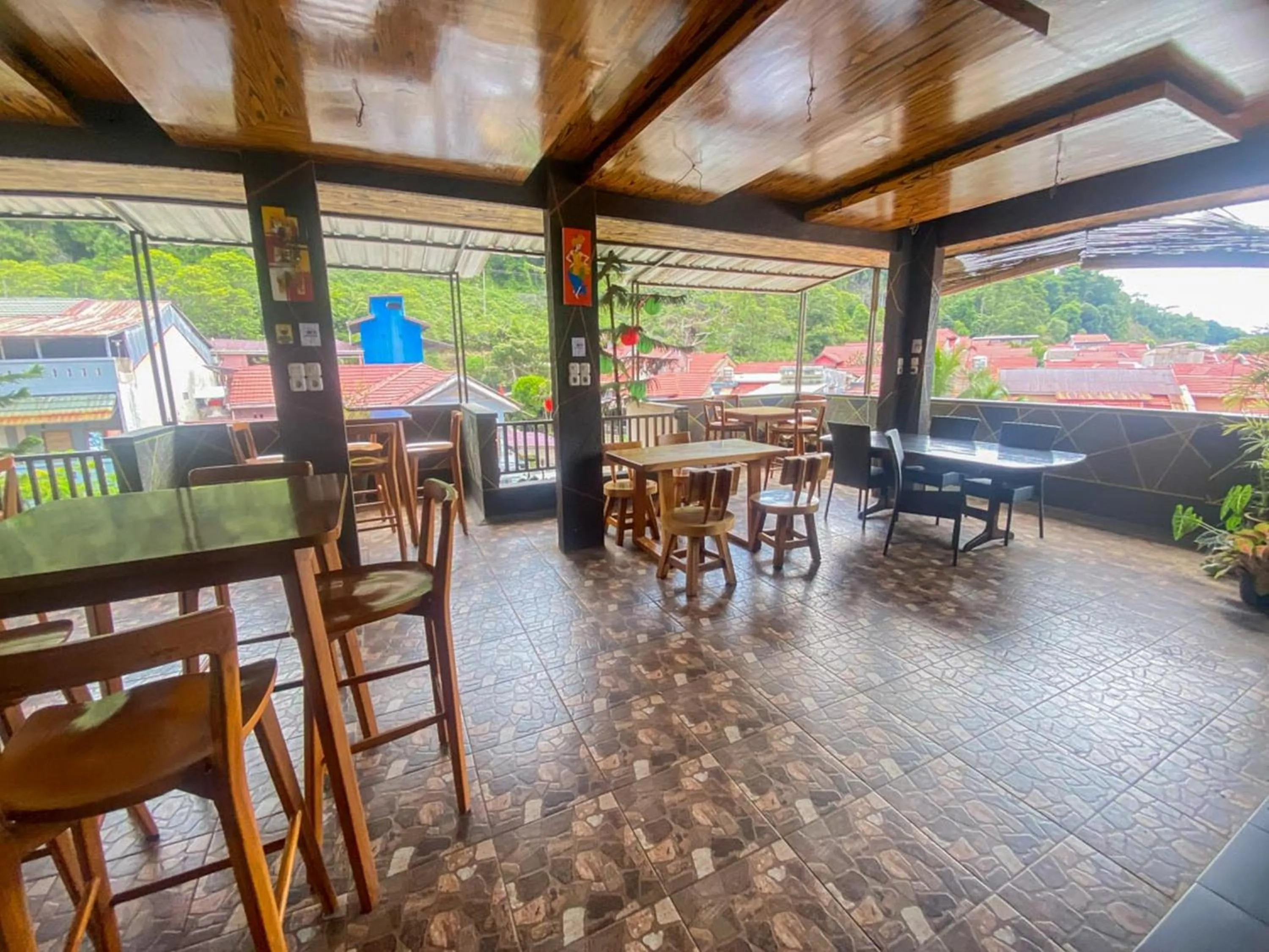 Balcony/Terrace in Villa Matano Sorowako Redpartner