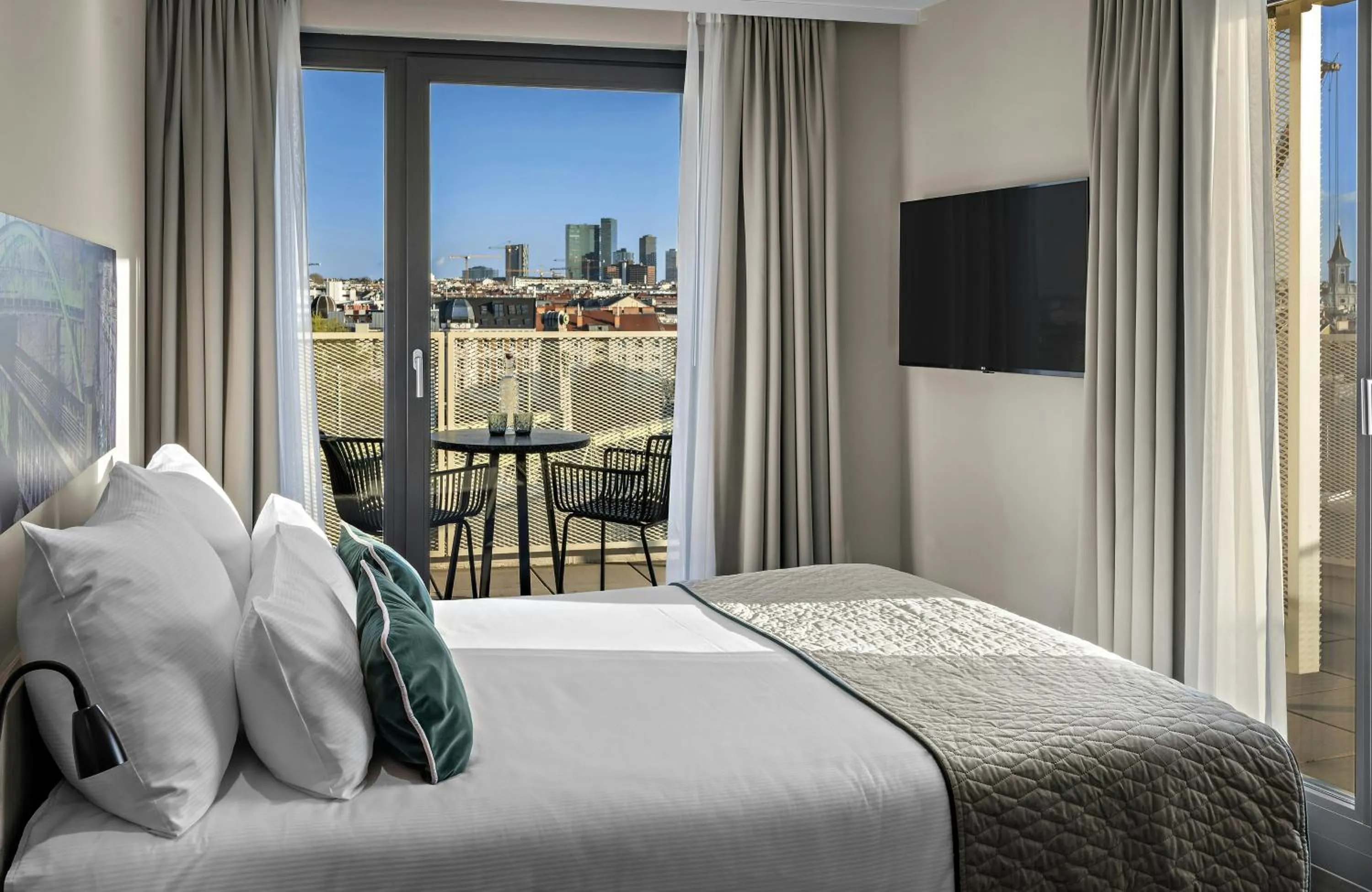 Photo of the whole room, Bed in Leonardo Hotel Vienna City West