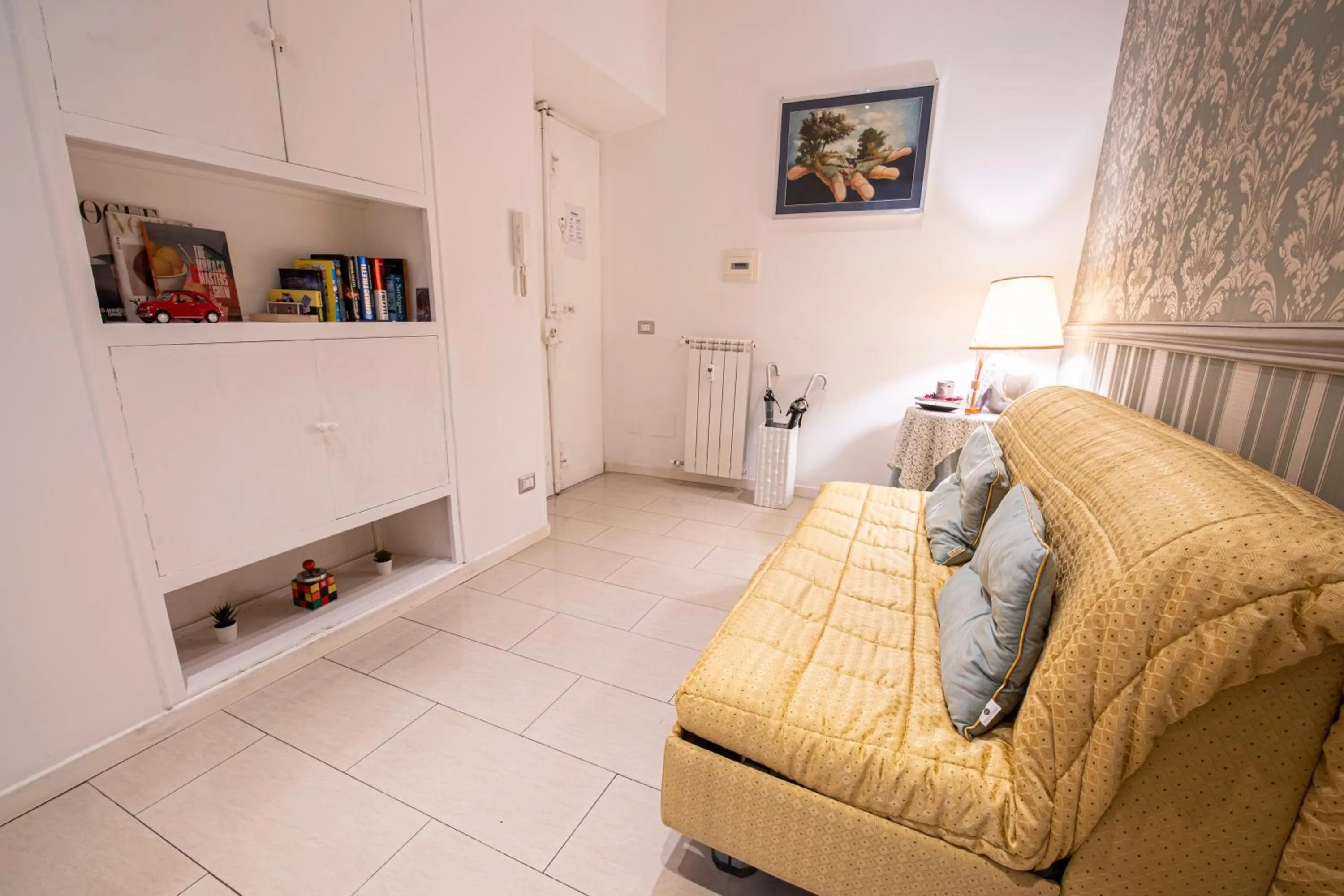 Living room in Refuge on Piazza re di Roma -Holiday Home