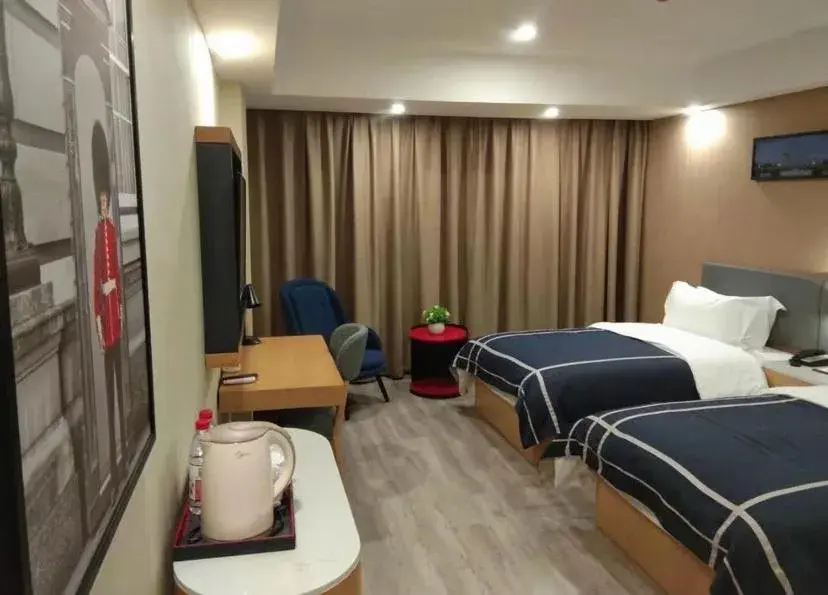 Bed in LanOu Hotel Tongcheng Traditional Chinese Medicine Hospital Easy Home Bed in LanOu Hotel Tongcheng Traditional Chinese Medicine Hospital Easy Home