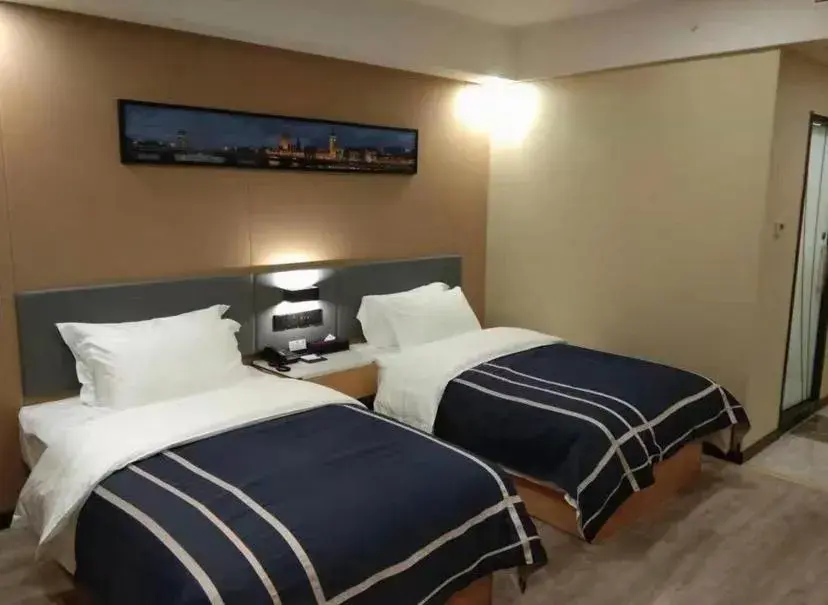 Bed in LanOu Hotel Tongcheng Traditional Chinese Medicine Hospital Easy Home Bed in LanOu Hotel Tongcheng Traditional Chinese Medicine Hospital Easy Home