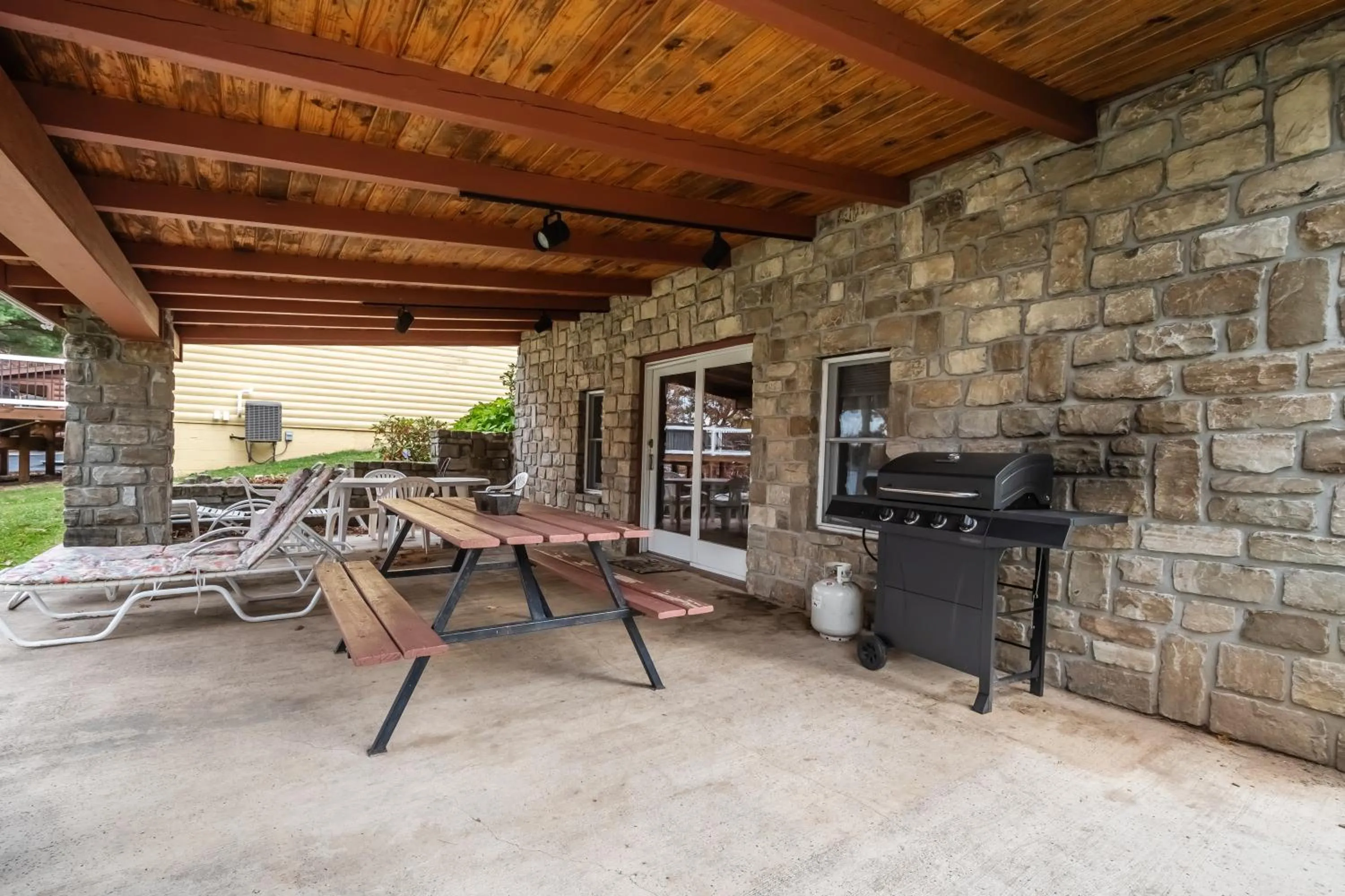 Property building in Waters Edge