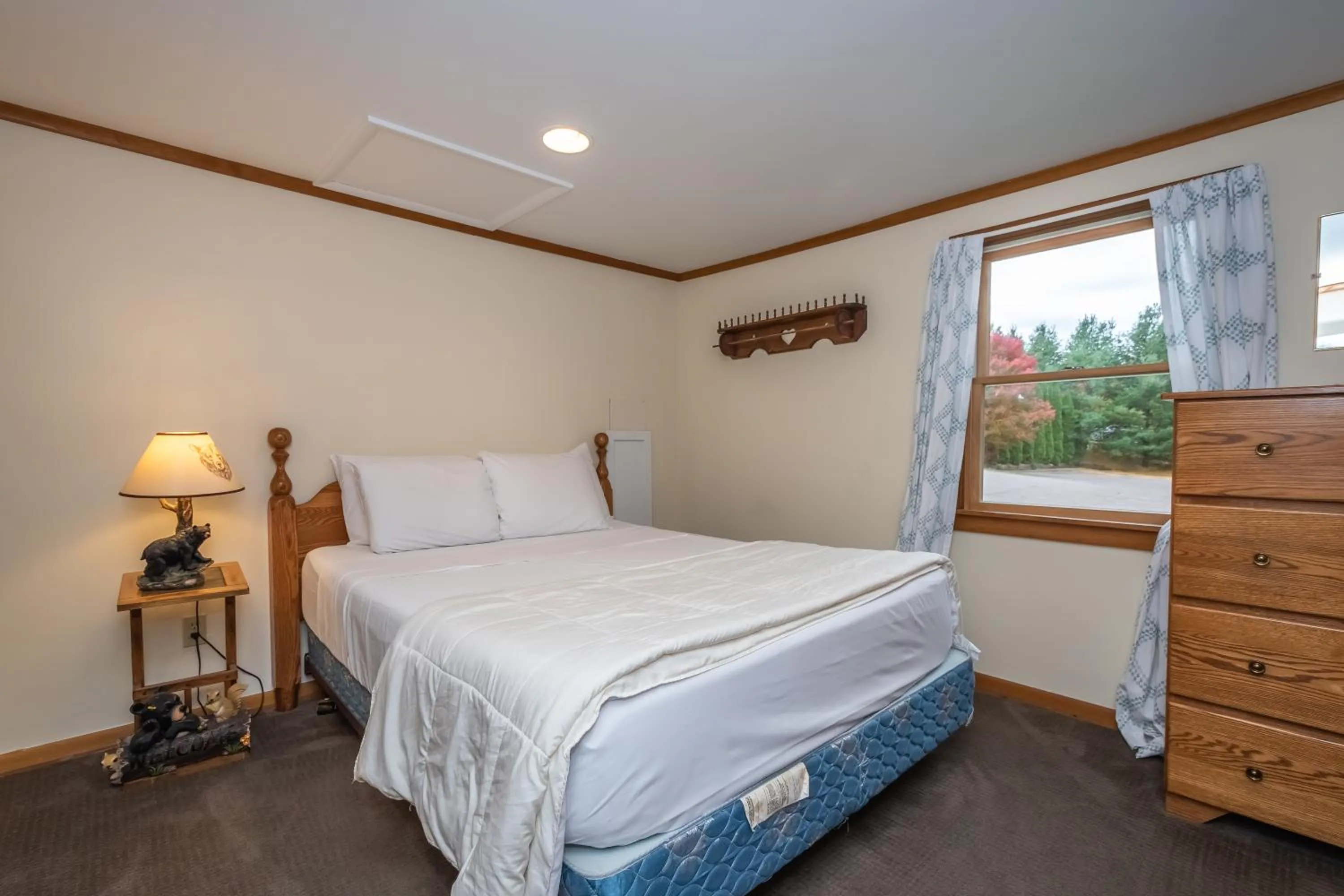 Property building, Bed in Waters Edge