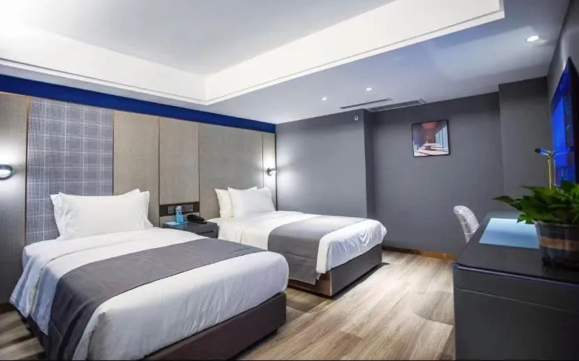 LanOu Hotel Jingzhou East Gate of Ancient City Wanda Plaza