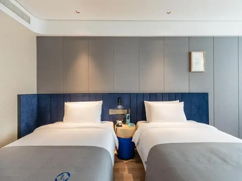 LanOu Hotel Shanghai Sheshan National Forest Park Happy Valley LanOu Hotel Shanghai Sheshan National Forest Park Happy Valley